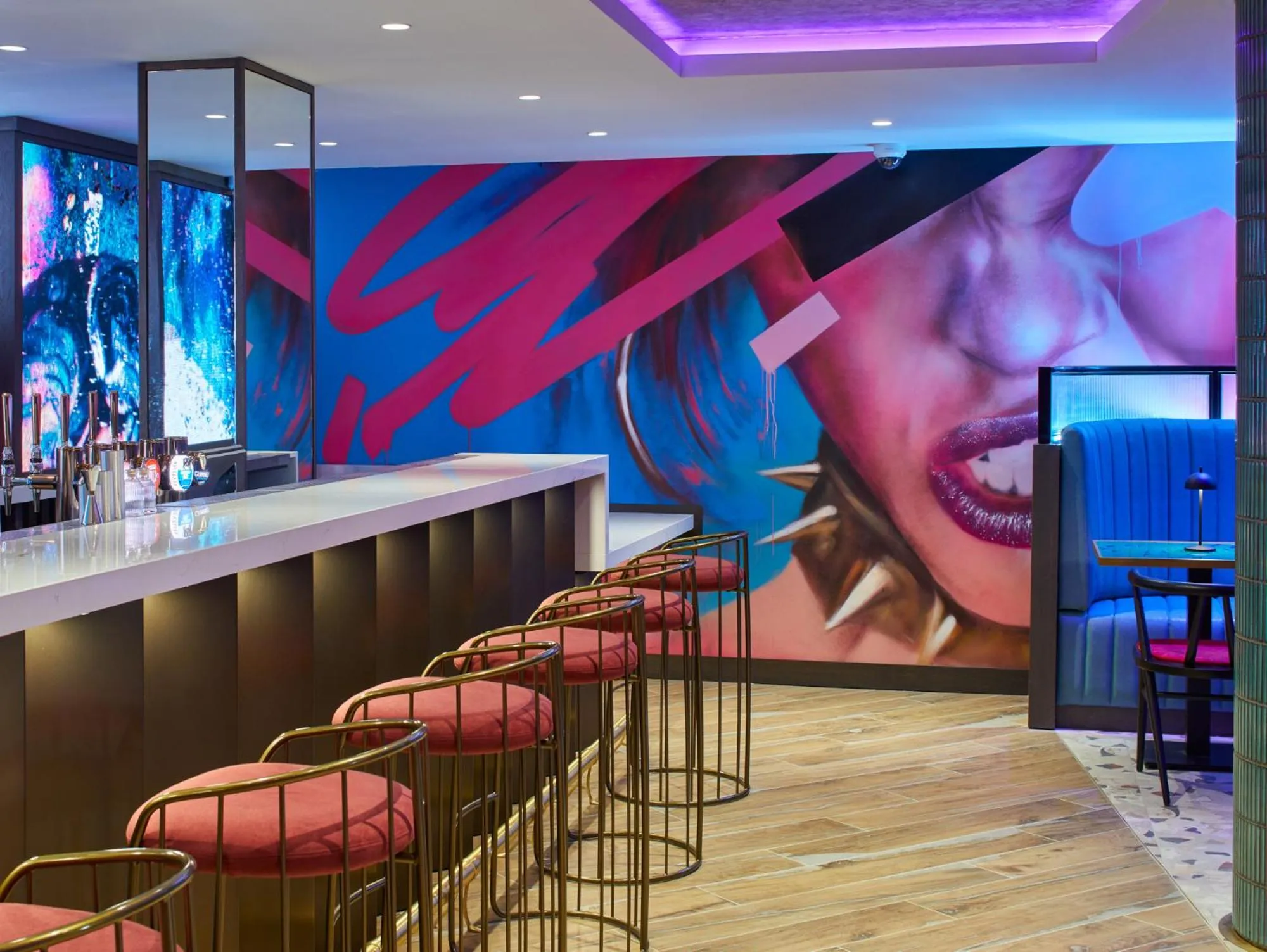 Lounge or bar in NYX Hotel Edinburgh