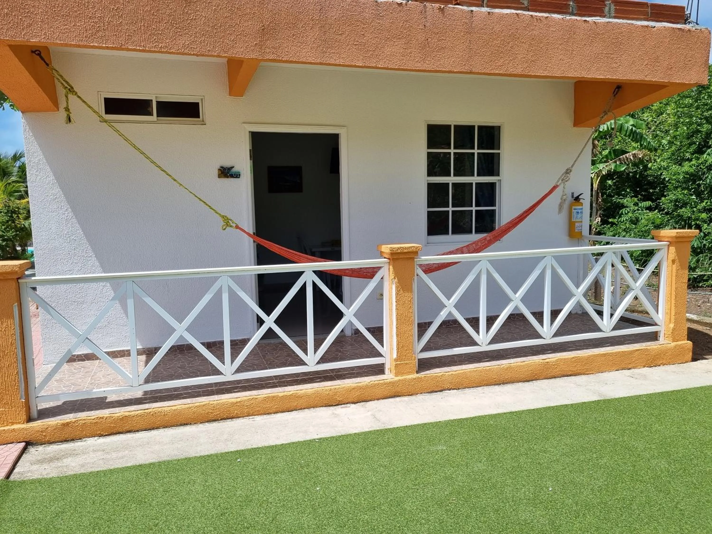 Garden in Shell Sea B & B