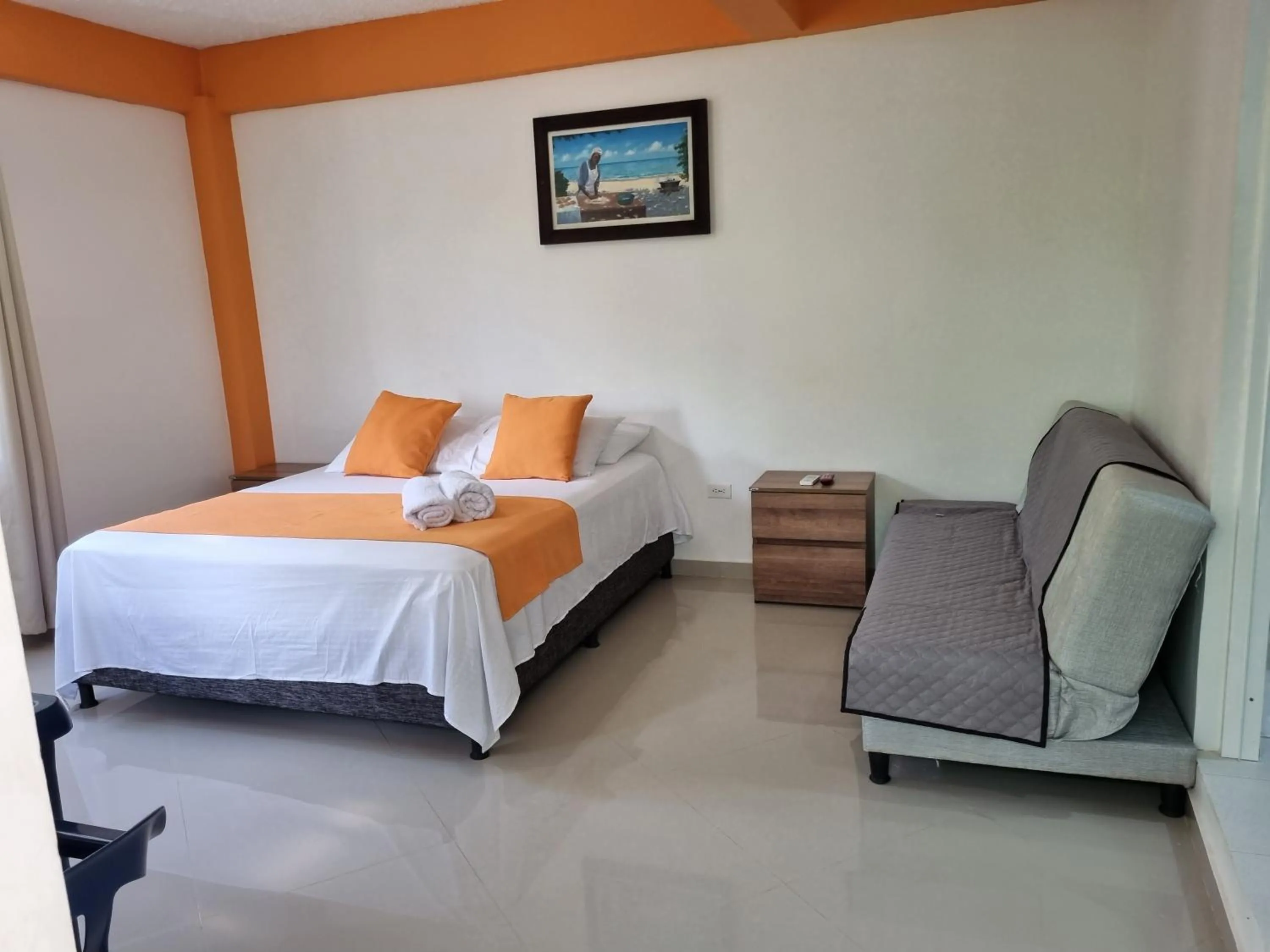 Bed in Shell Sea B & B