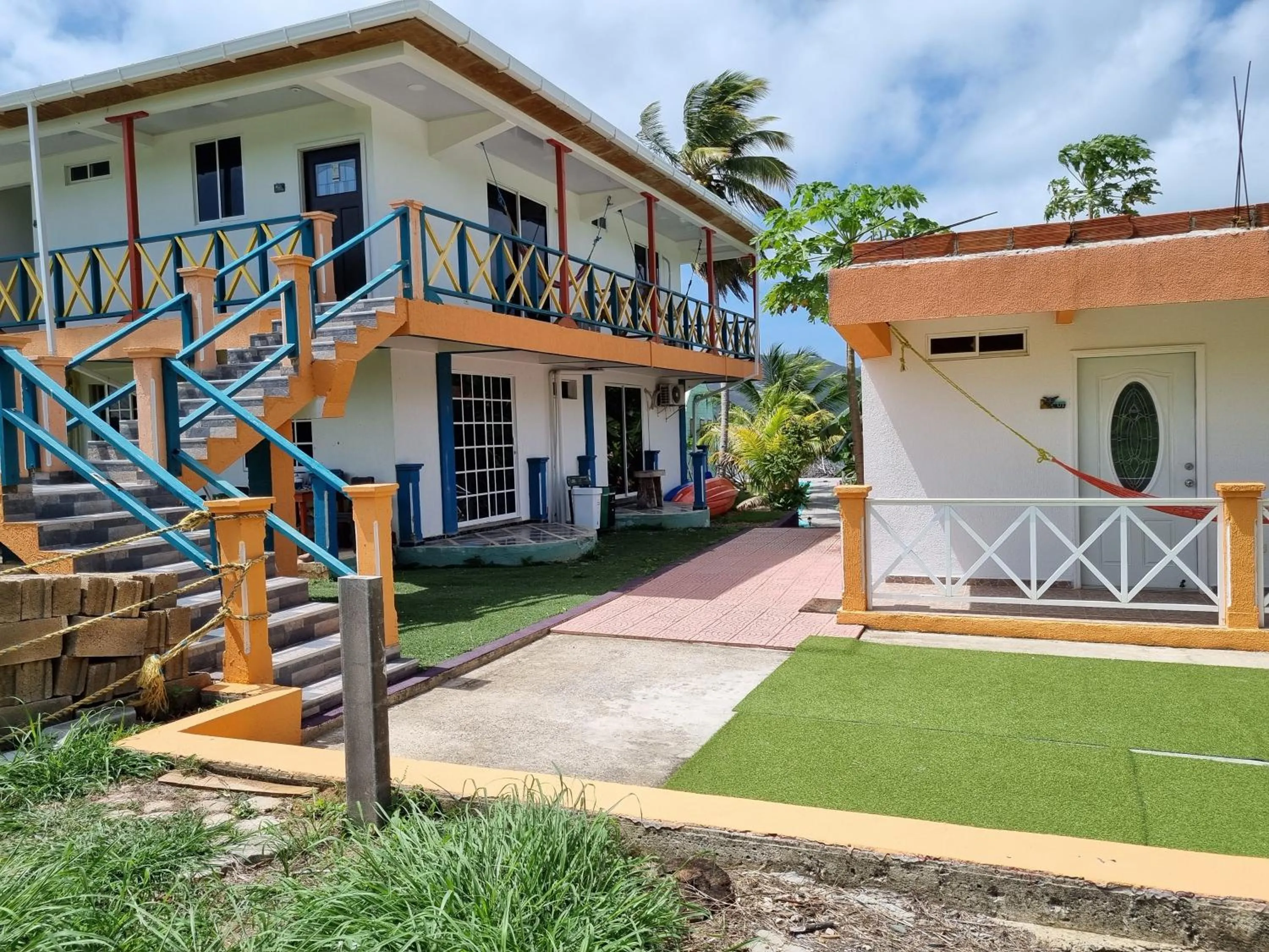 Property building in Shell Sea B & B