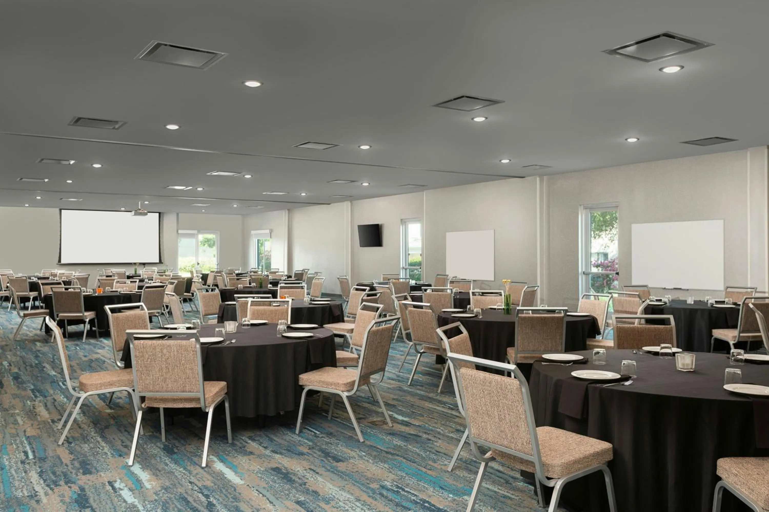 Meeting/conference room in Aloft DFW Airport North