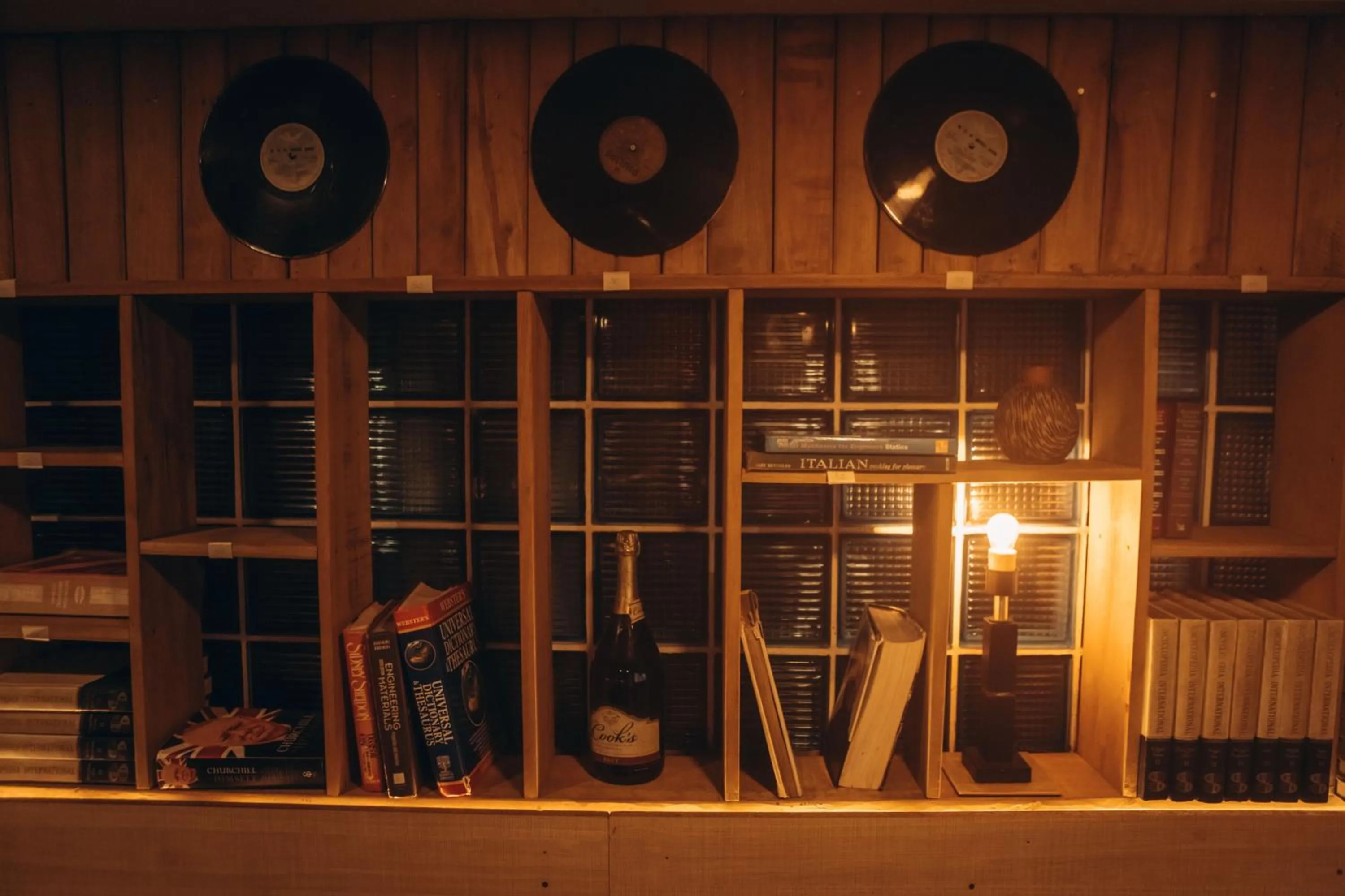 Restaurant/places to eat in The Crib Hotels