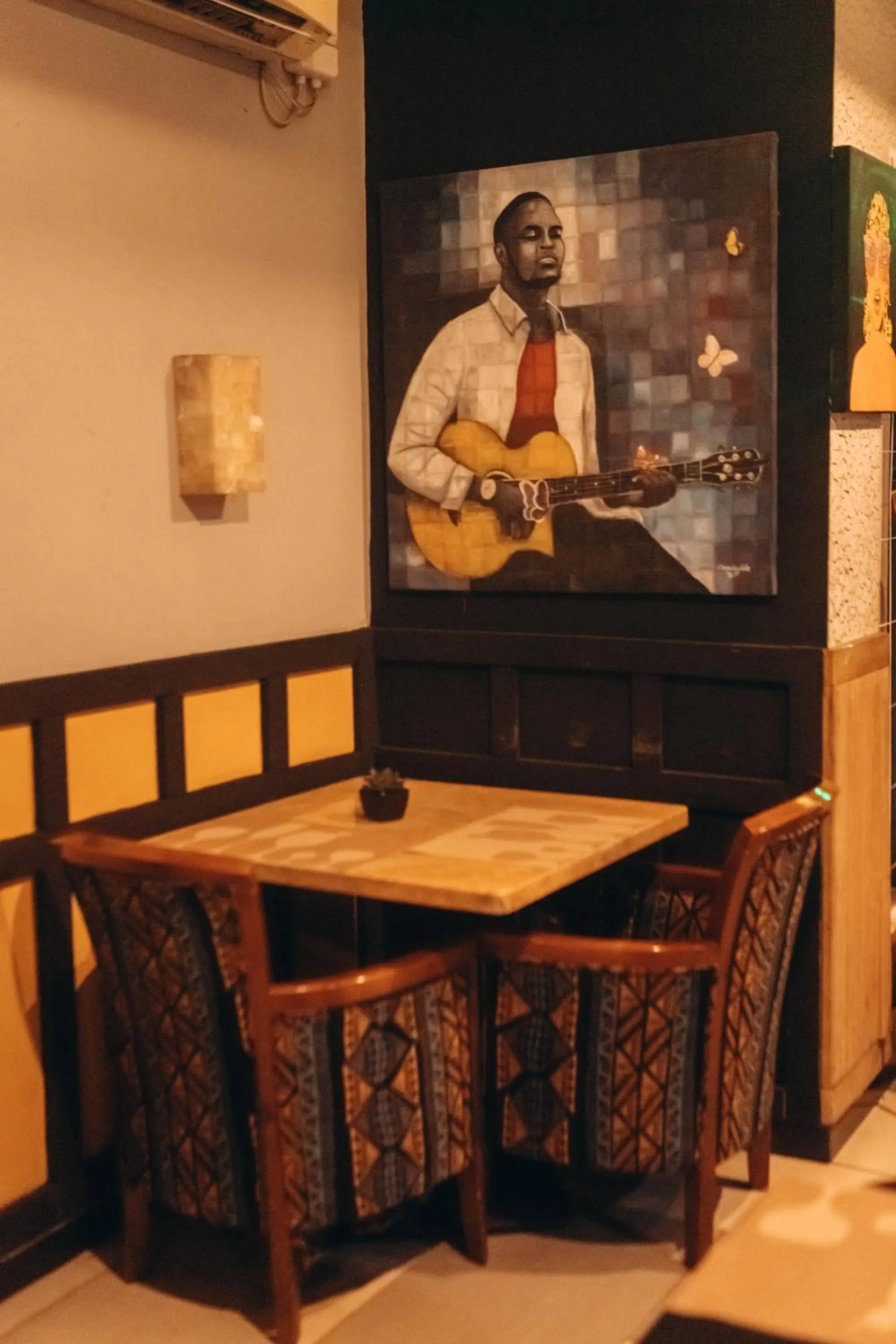 Restaurant/places to eat in The Crib Hotels