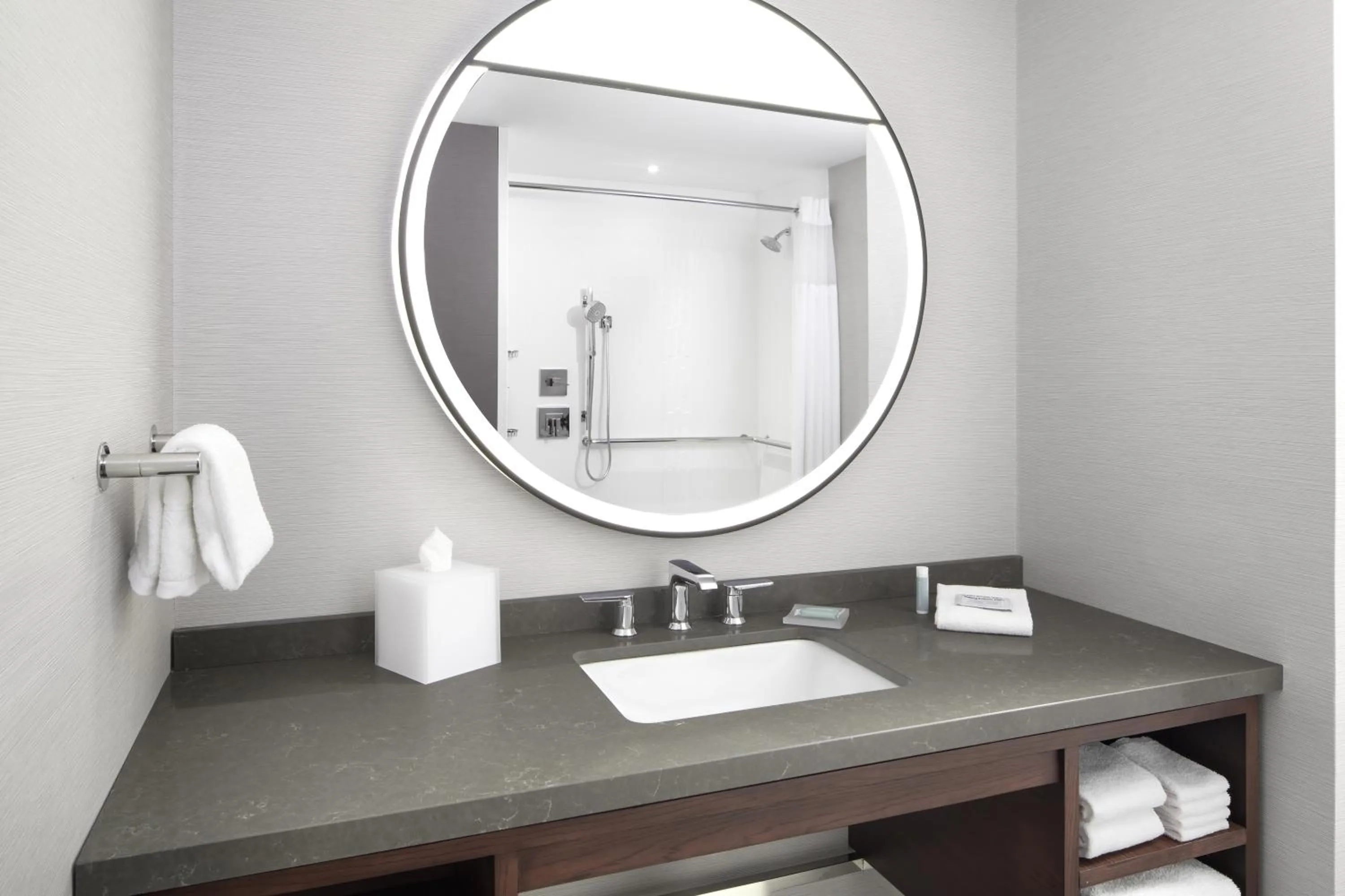 Bathroom in Courtyard by Marriott Kodak Sevierville