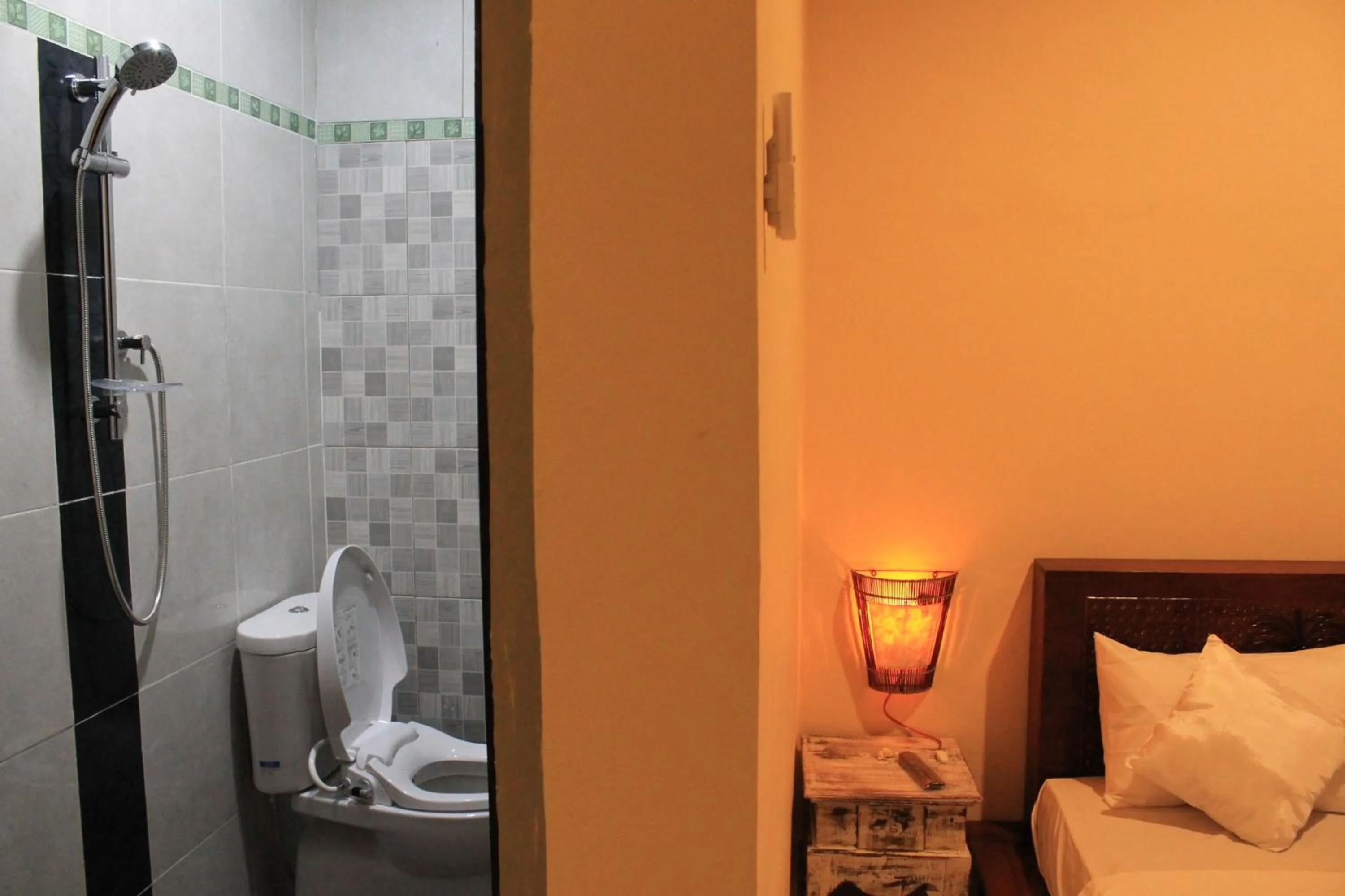 Decorative detail, Bed in Chillin Kuta Homestay