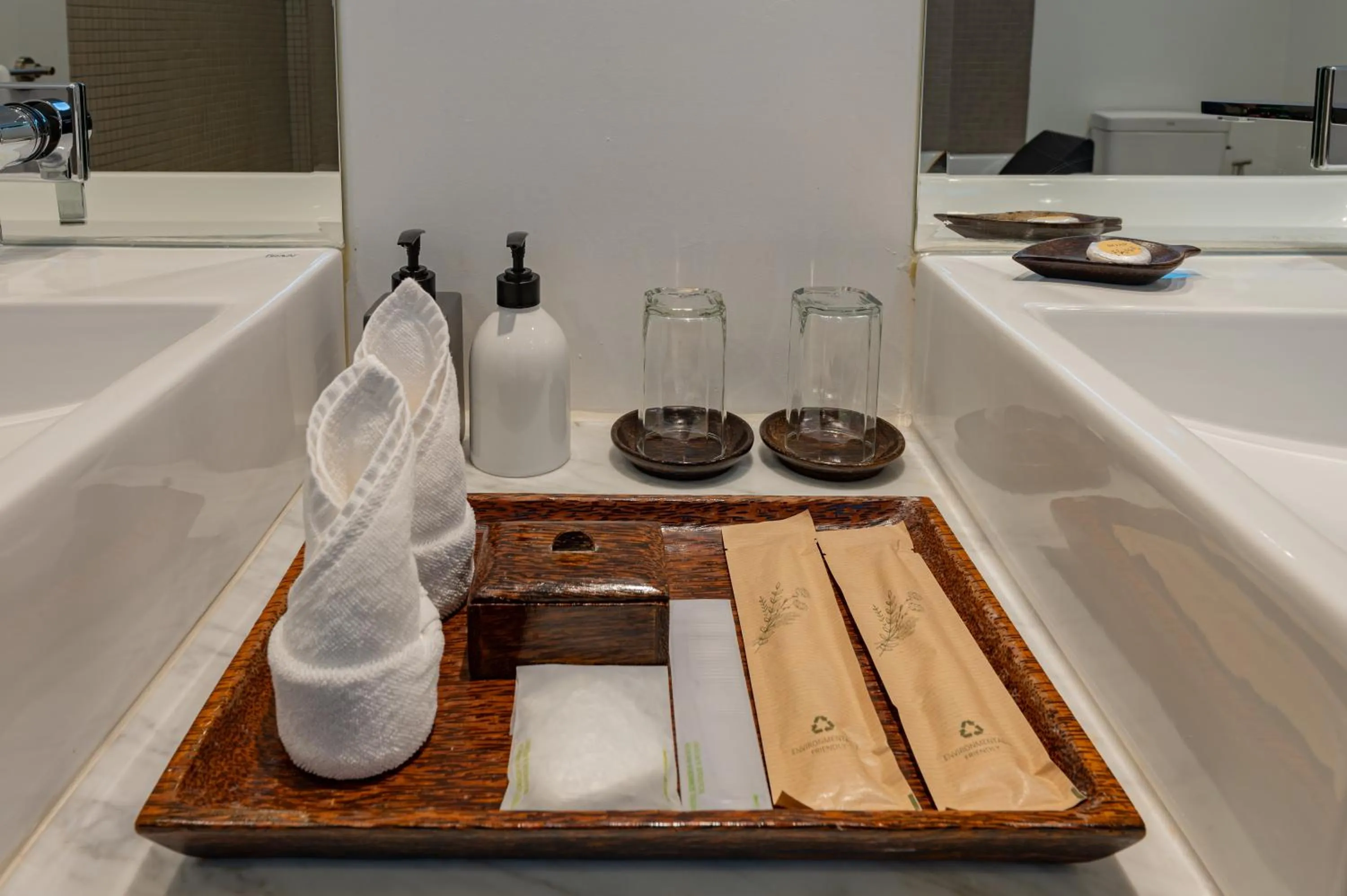 Bathroom in Hotel Somadevi Angkor Boutique and Resort