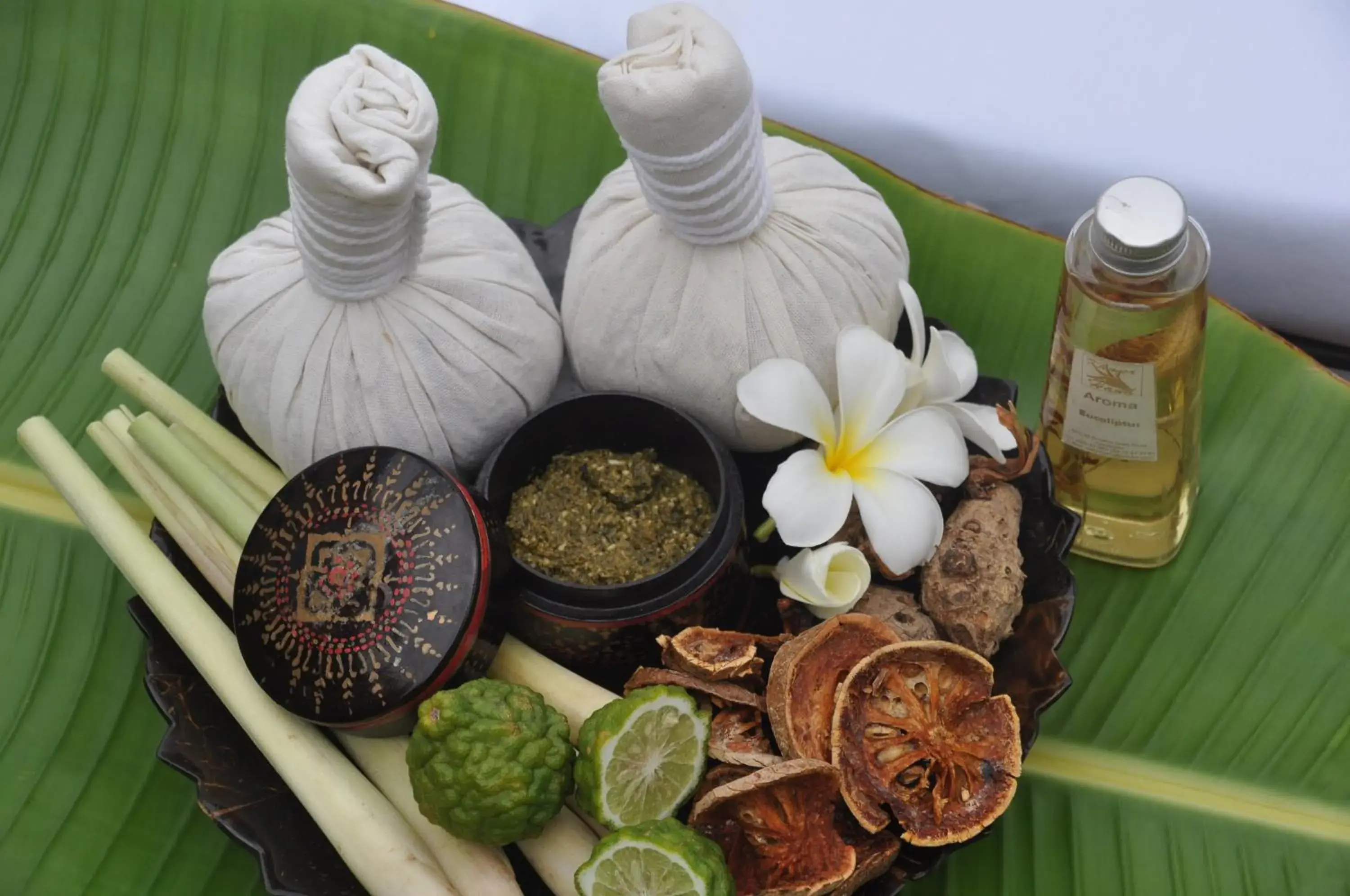 Spa and wellness centre/facilities, Food in Hotel Somadevi Angkor Boutique and Resort