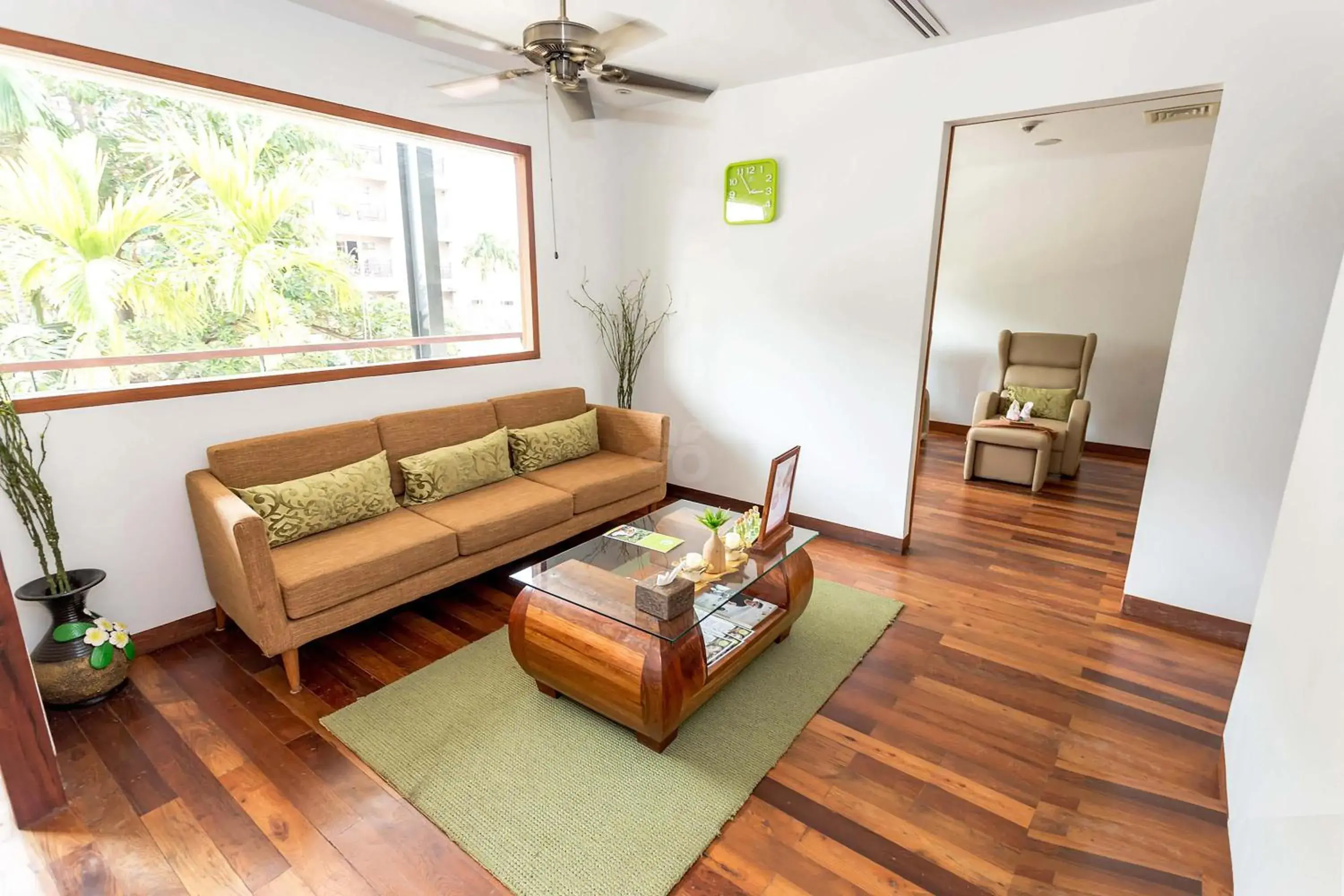 Massage, Seating Area in Hotel Somadevi Angkor Boutique and Resort