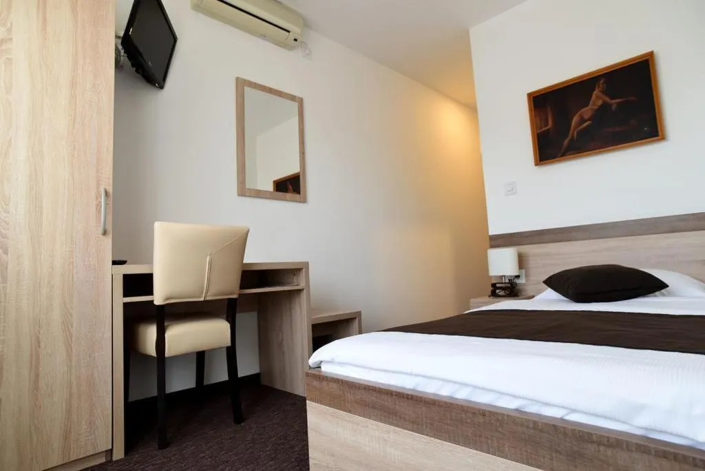 Double Room in TIM rooms