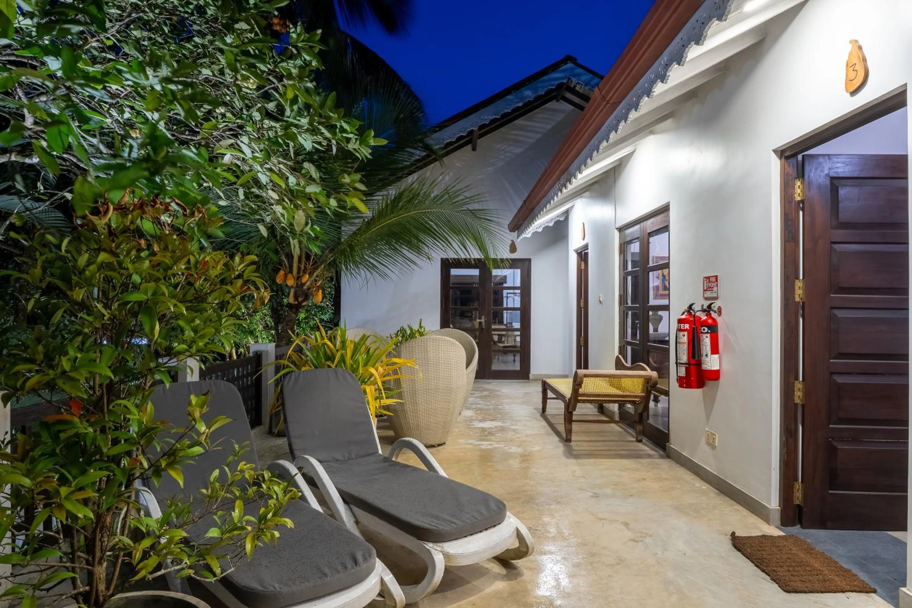 Patio in Wasantha Garden Hotel Restaurant & Ayurvedic Treatment