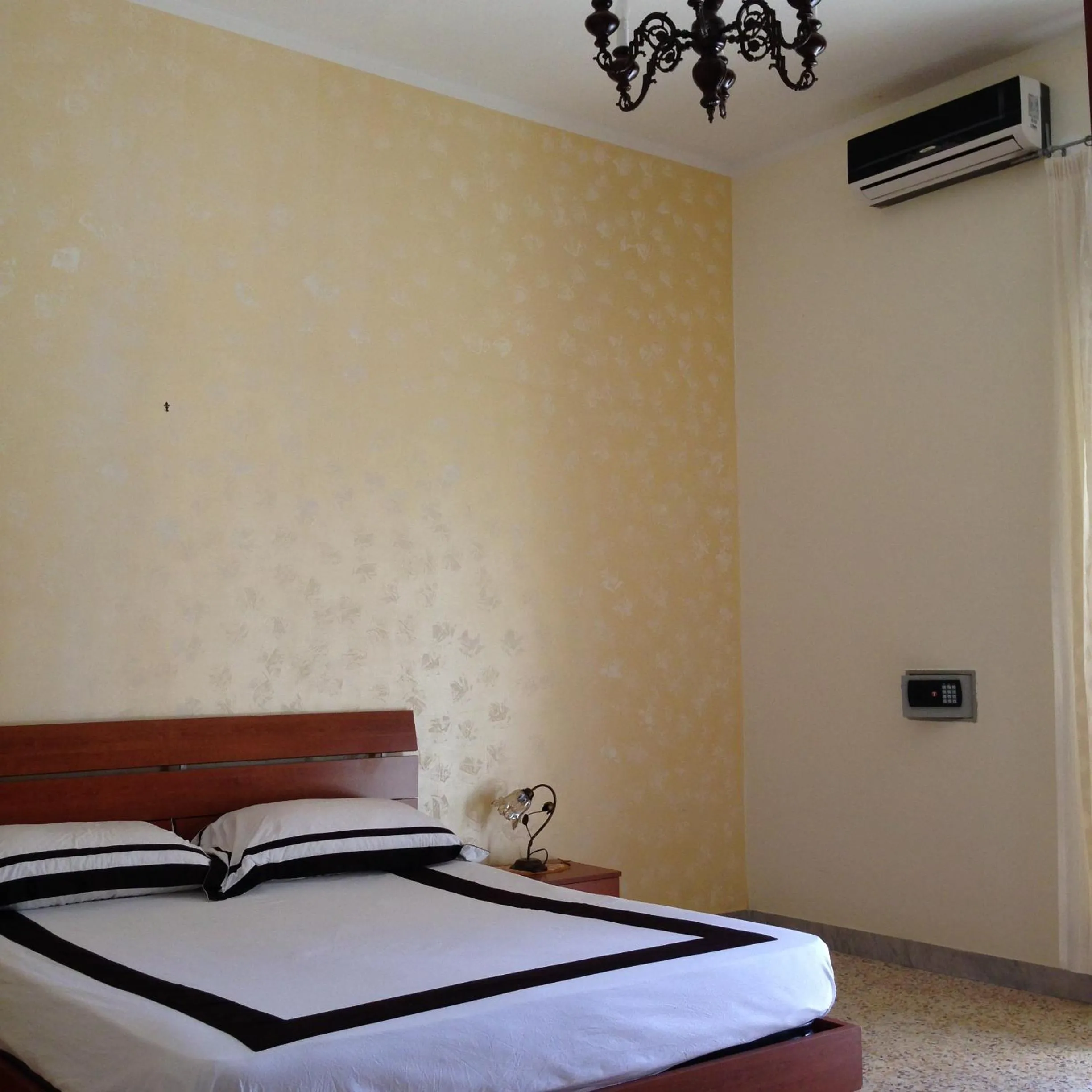 Bed in Bed & Breakfast Santa Caterina