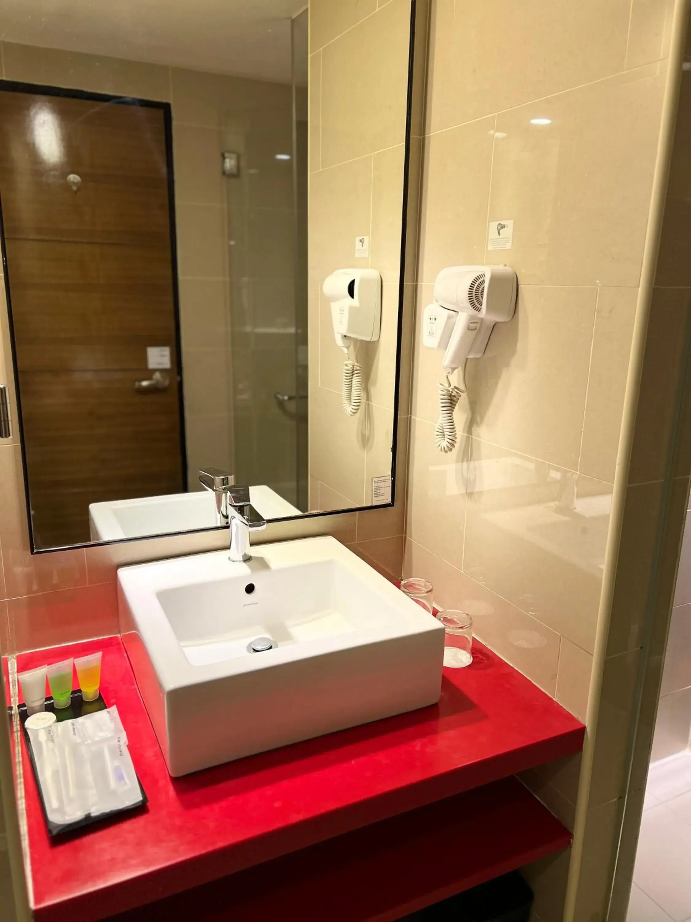 Superior Twin Room in Wyndham Garden i-City Shah Alam Superior Twin Room in Wyndham Garden i-City Shah Alam