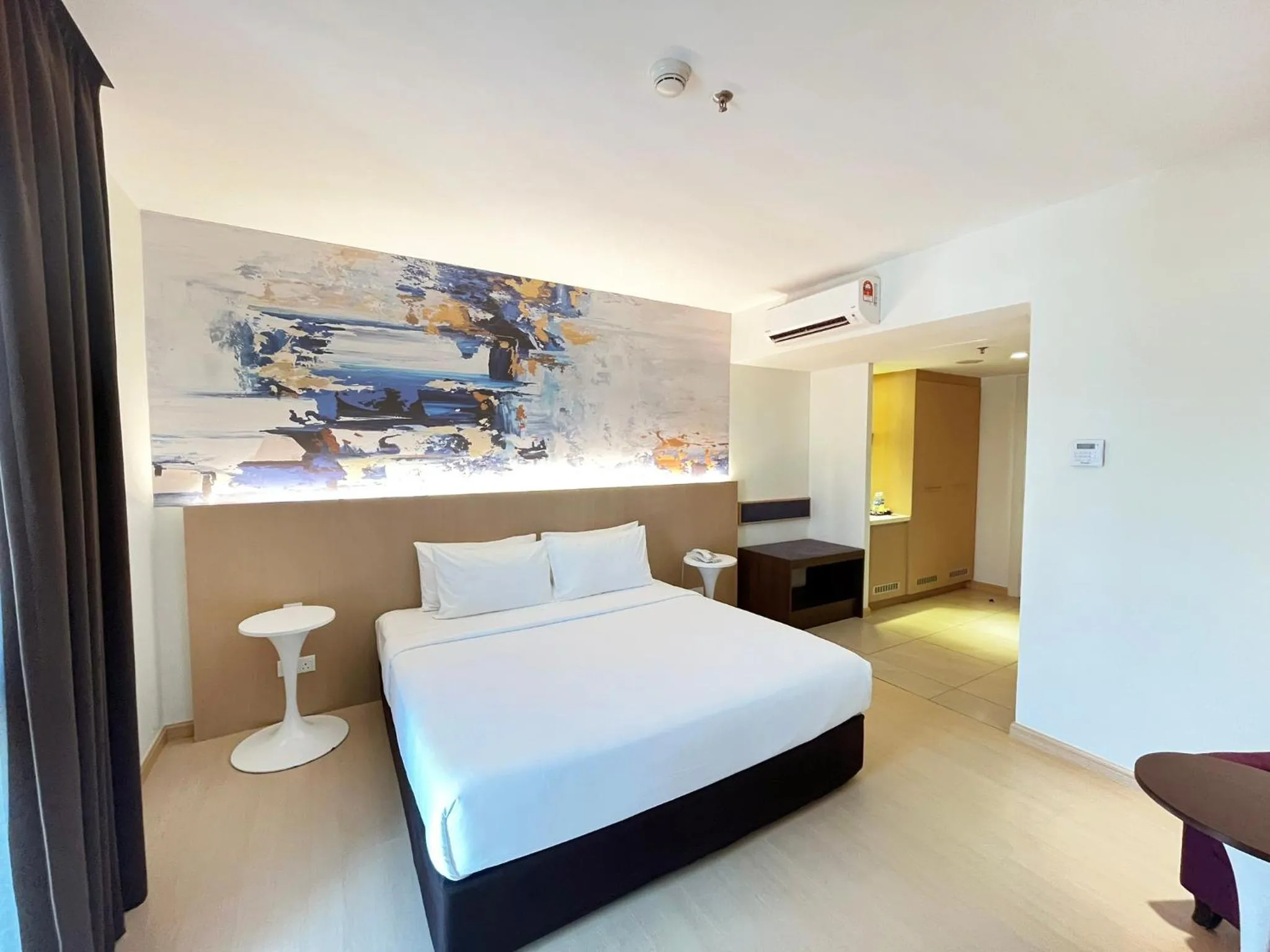 Bed in Wyndham Garden i-City Shah Alam