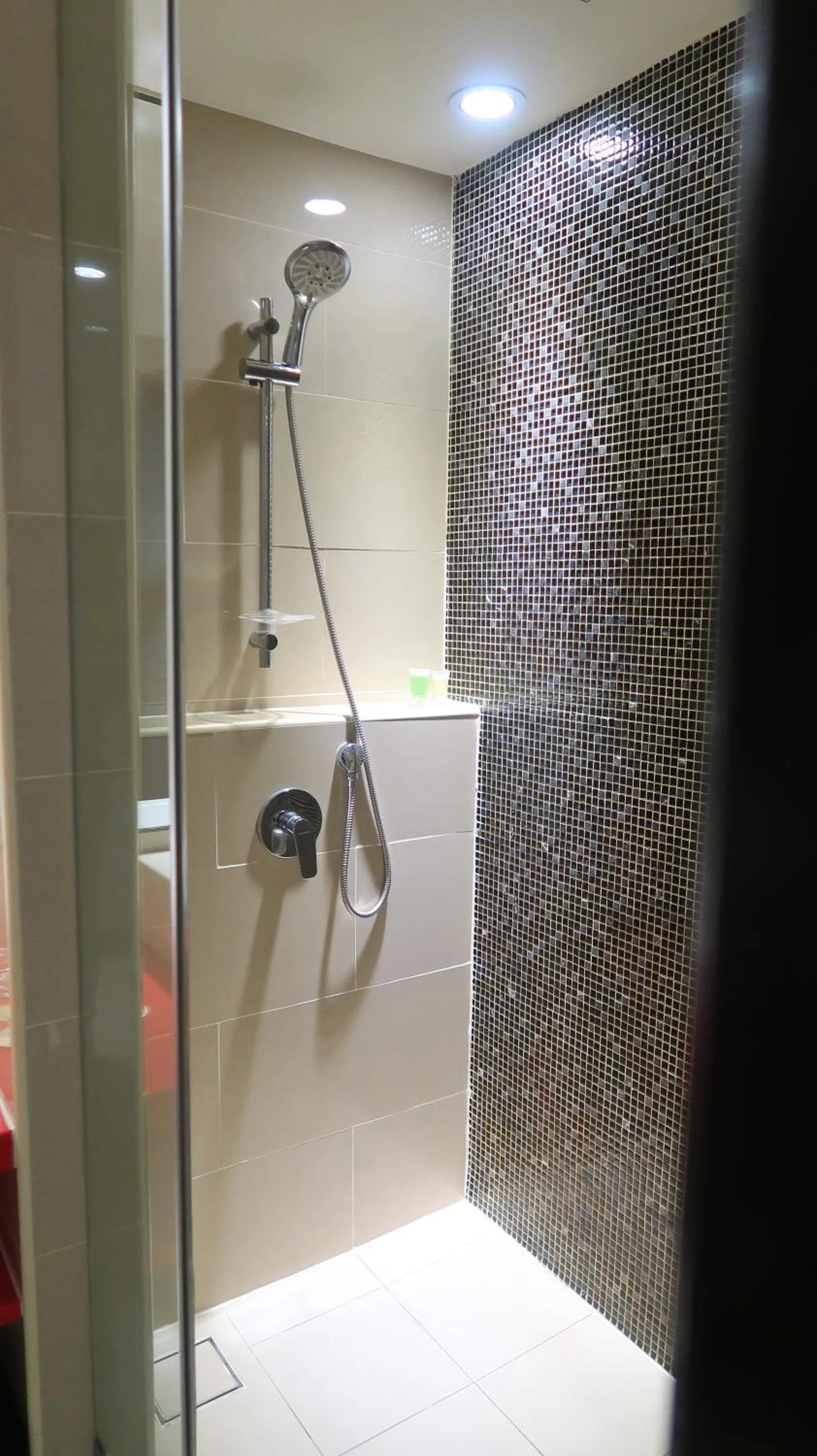 Shower in Wyndham Garden i-City Shah Alam