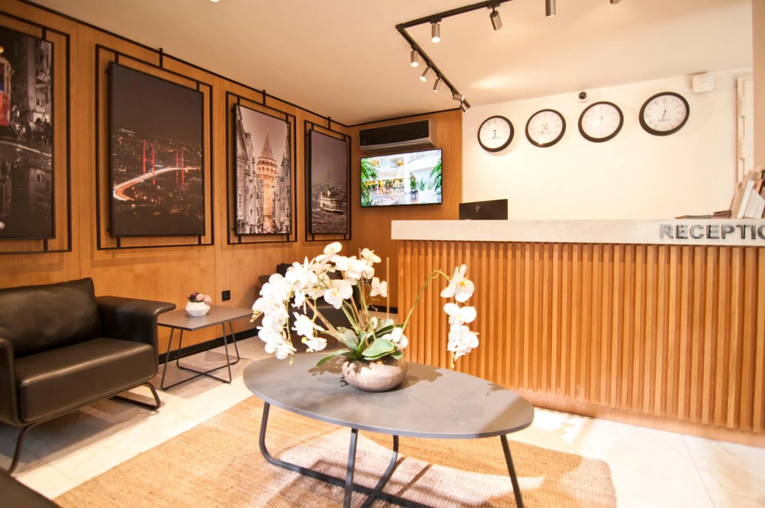 Lobby or reception in XLoft