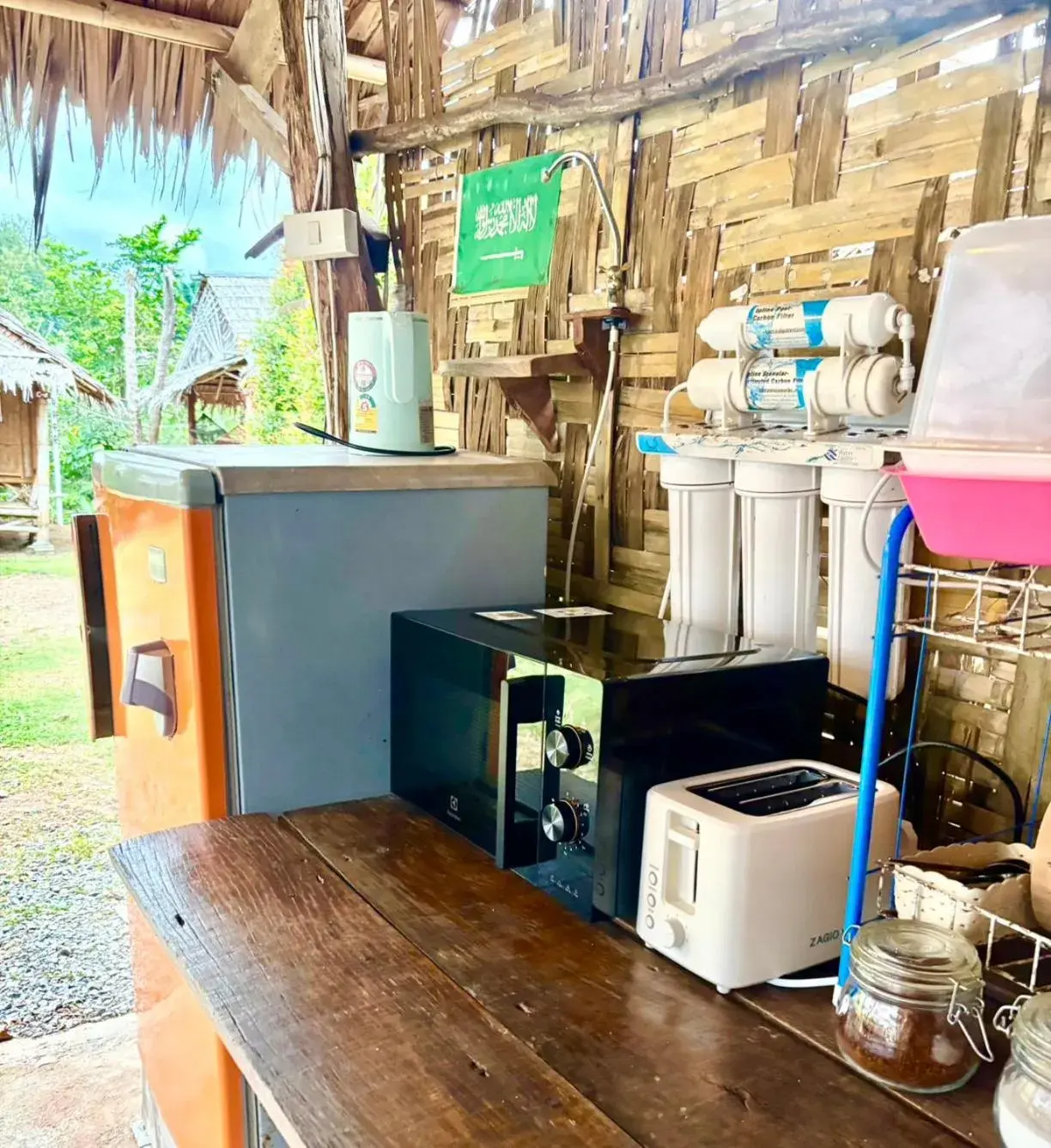 Restaurant/places to eat in O k Chawkoh Bungalow Restaurant/places to eat in O k Chawkoh Bungalow