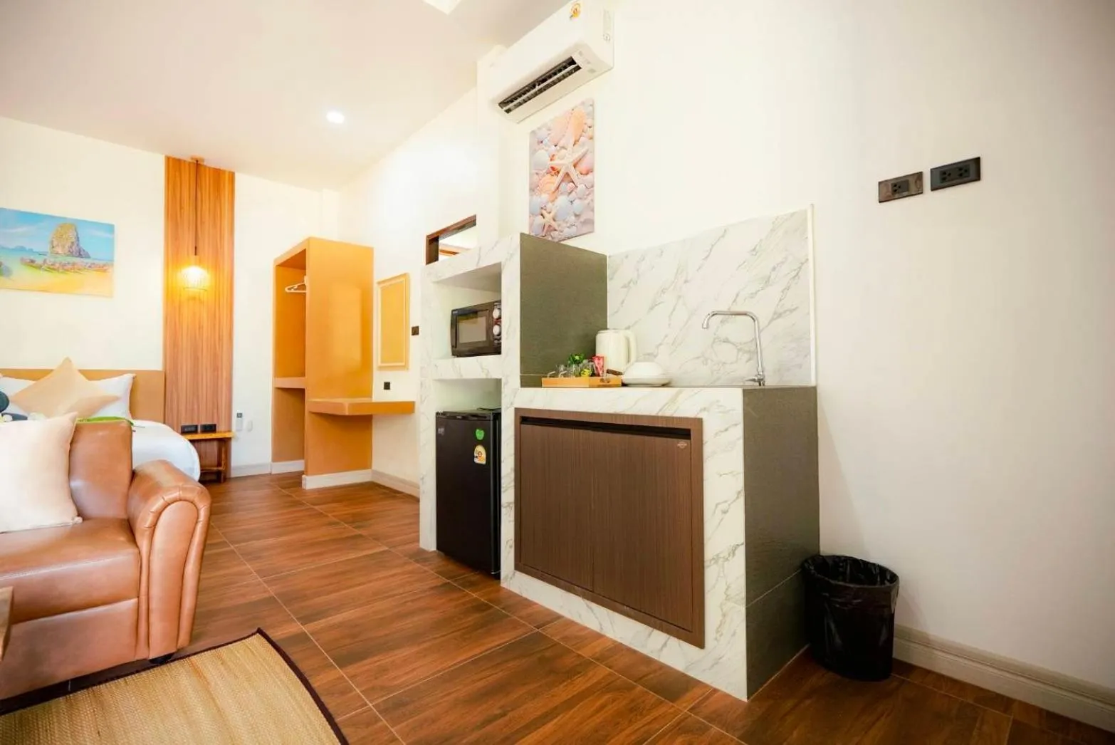 Area and facilities in O k Chawkoh Bungalow