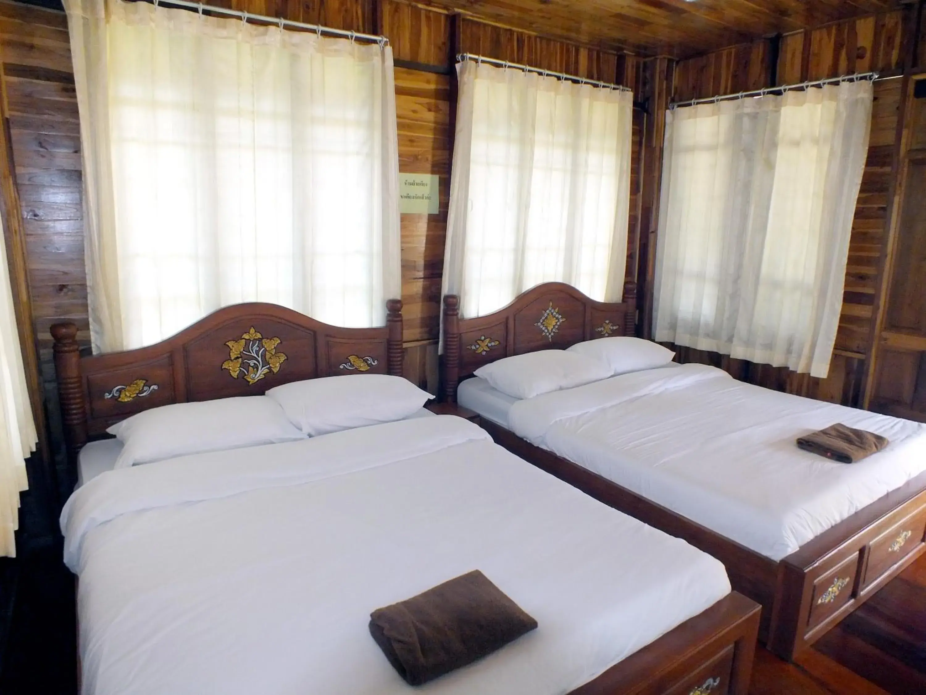 Classic Quadruple Room in Khao Kho Lucky Hill Resort Classic Quadruple Room in Khao Kho Lucky Hill Resort