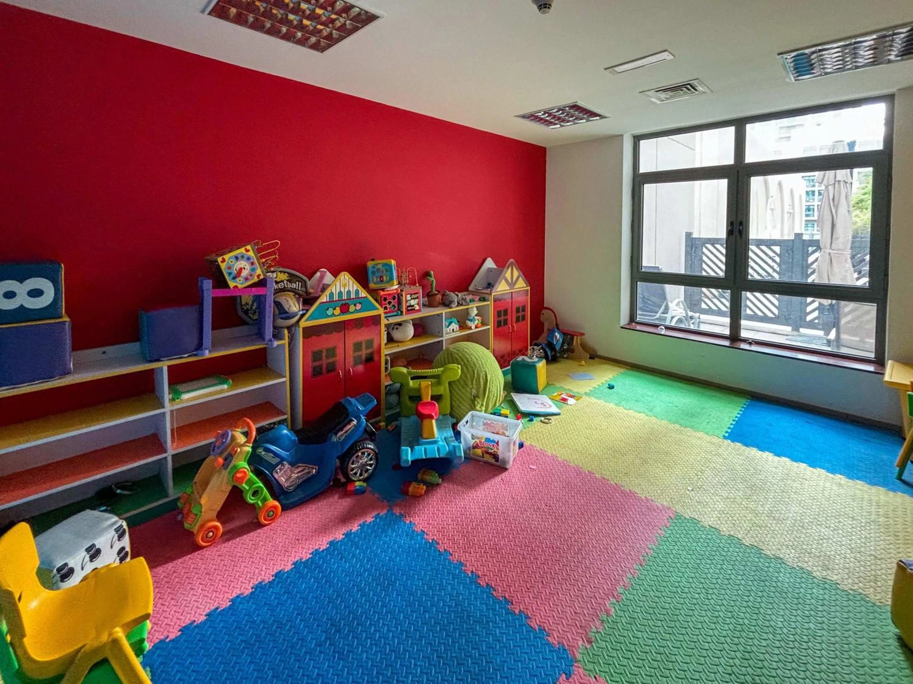 Kids's club in Frank Porter - Arno A