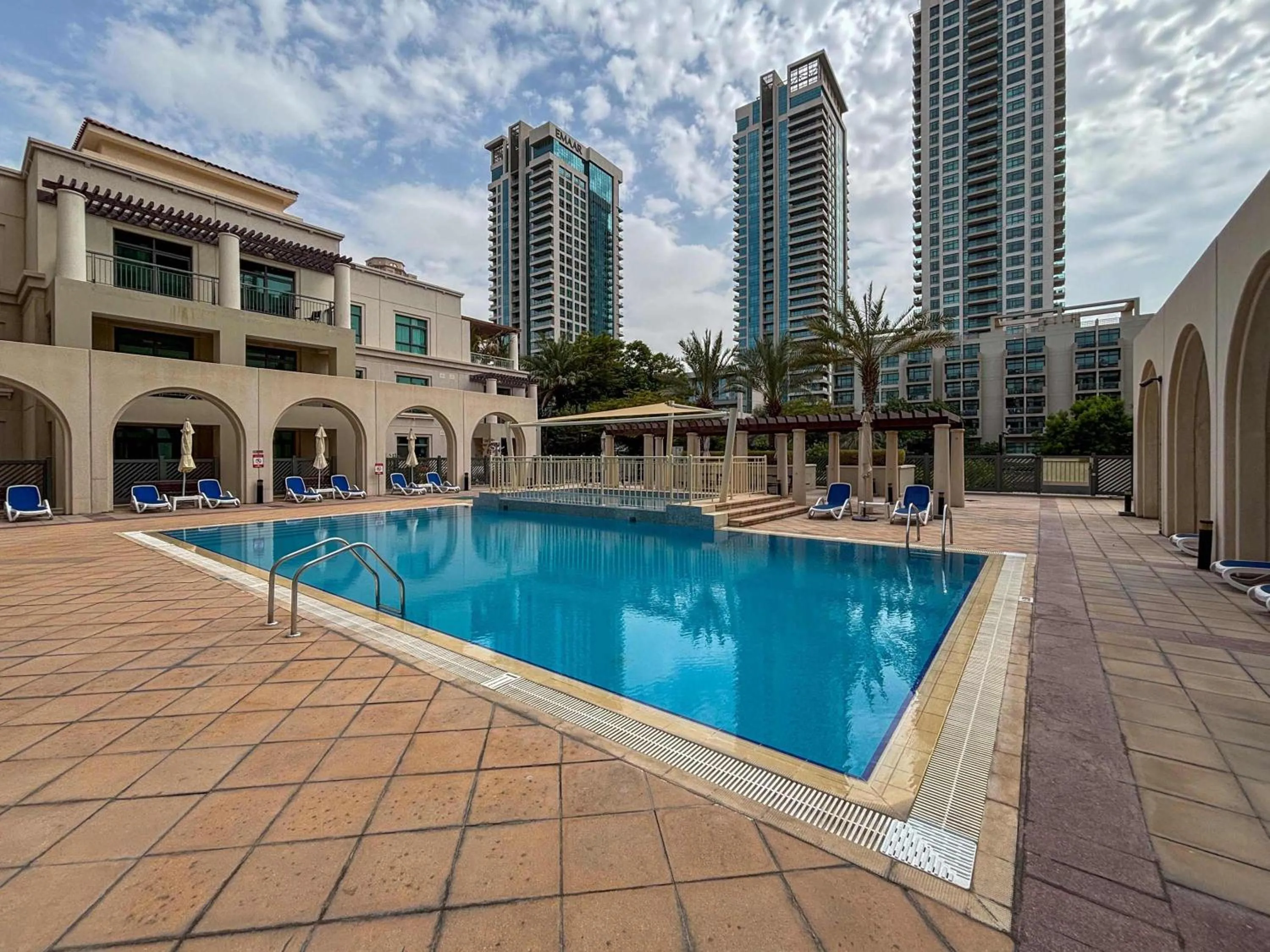 Swimming pool in Frank Porter - Arno A