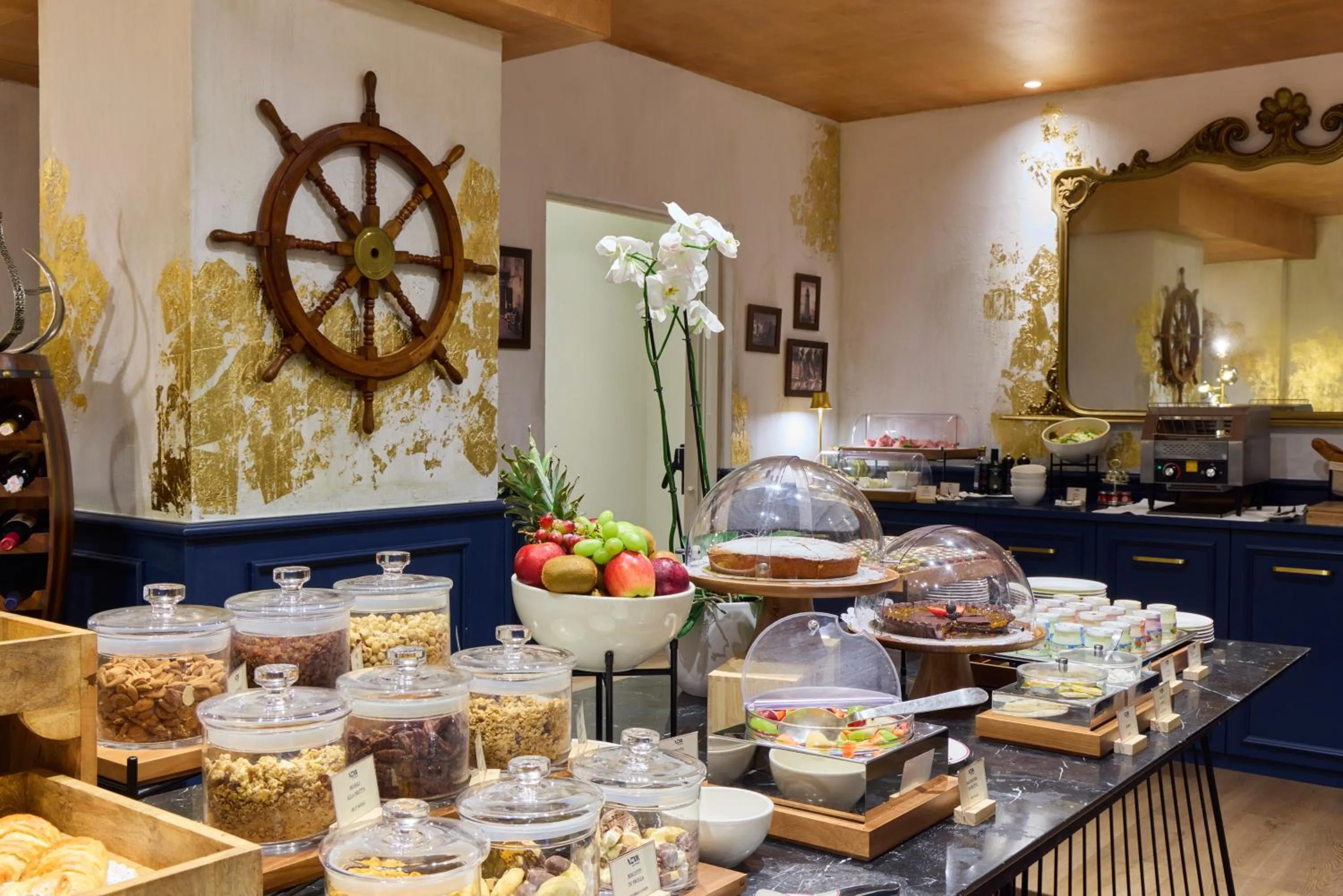 Breakfast in NEMI Hotel Milano