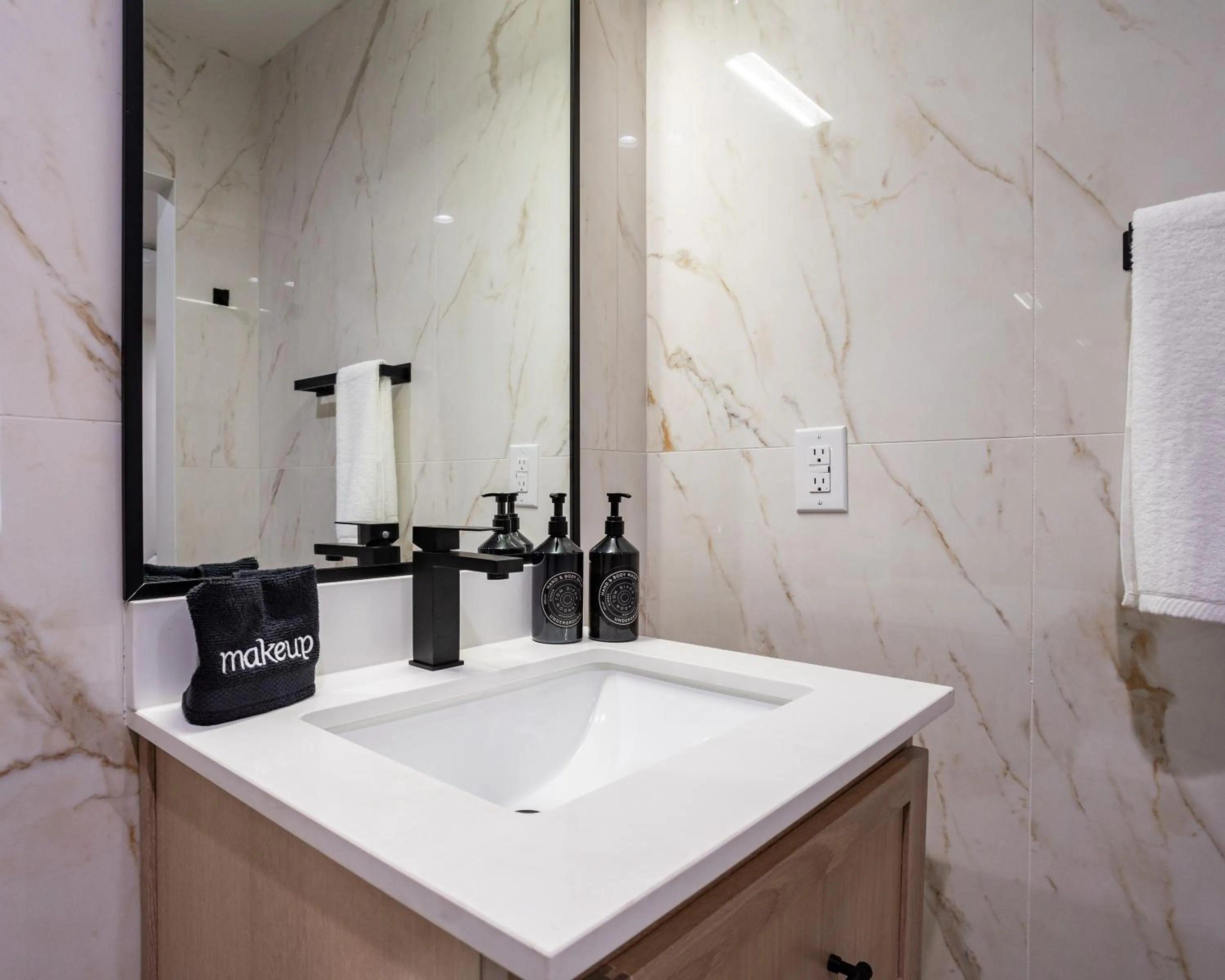 Bathroom in Hotel Bayit