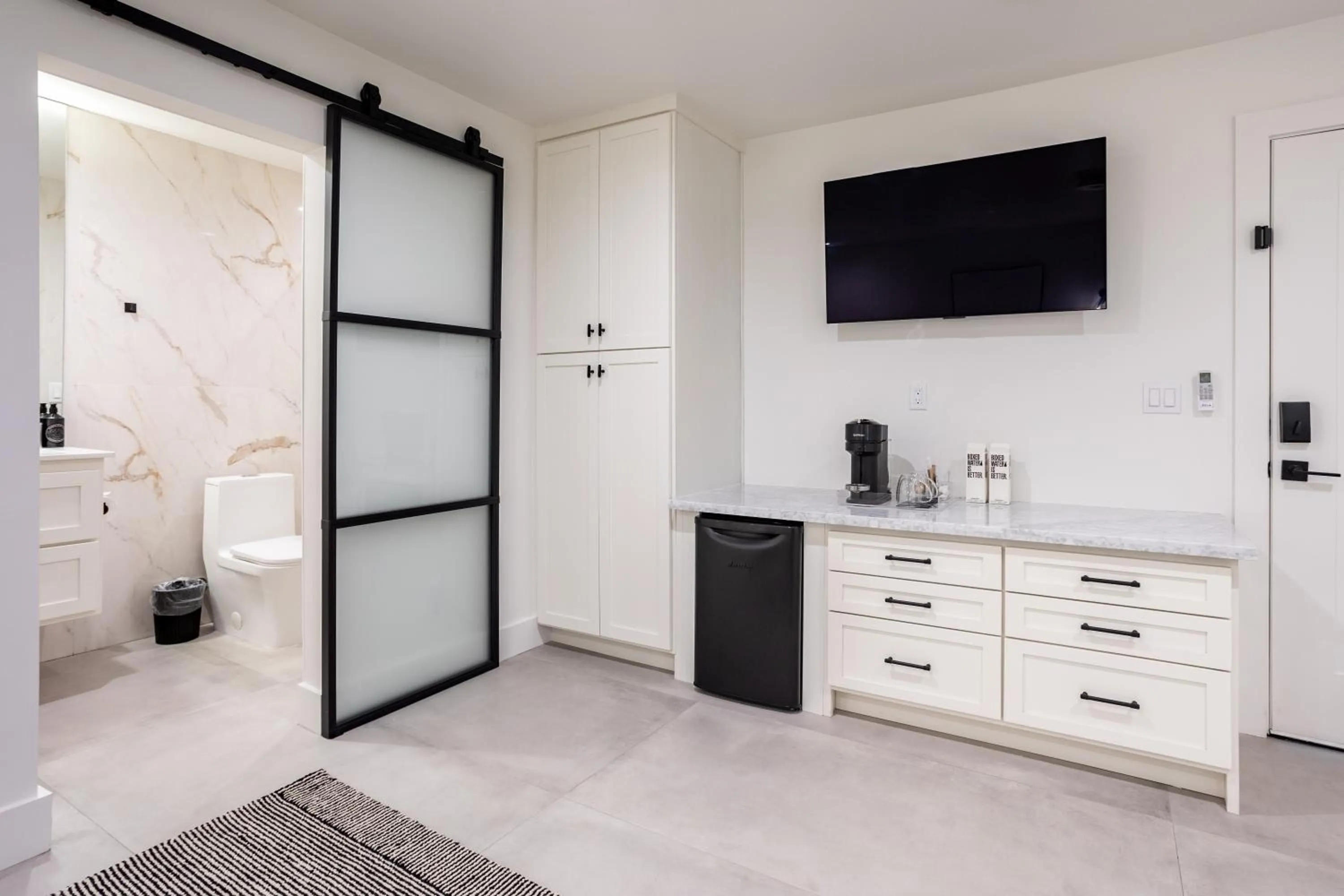 Toilet in Hotel Bayit