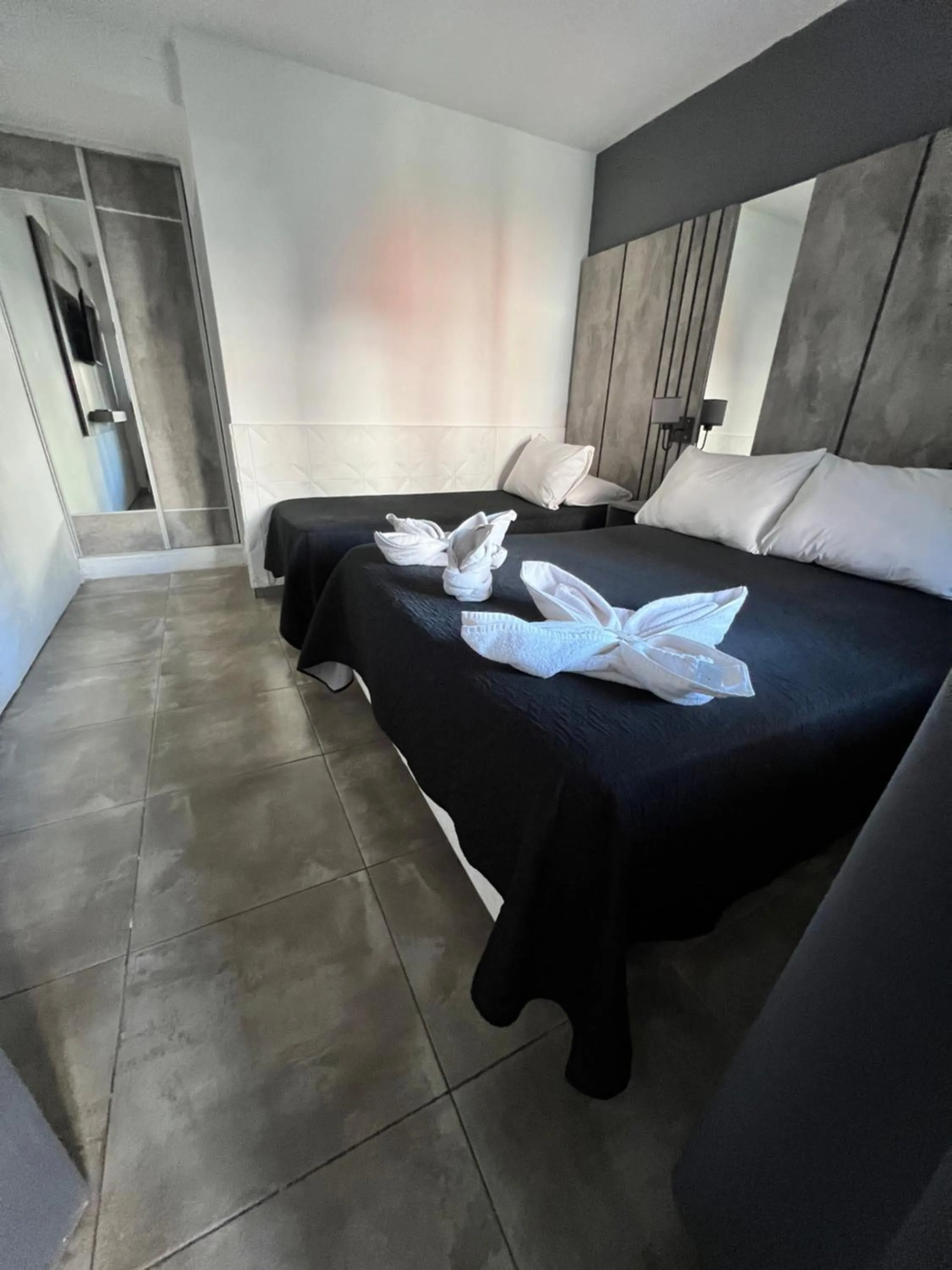 Photo of the whole room, Bed in Hotel Posada del Ángel