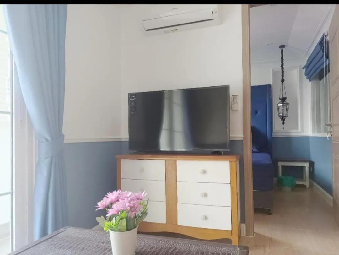 TV and multimedia in Seven Seas Côte d'Azur