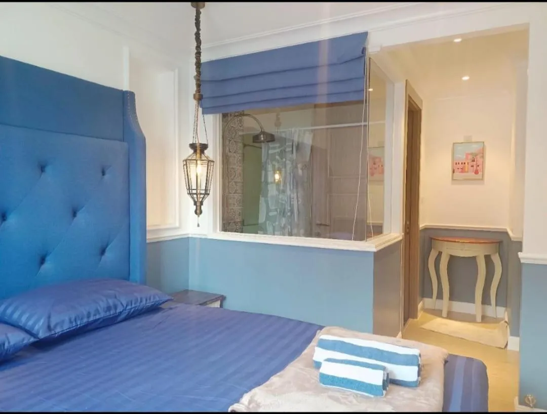 Bed in Seven Seas Côte d'Azur