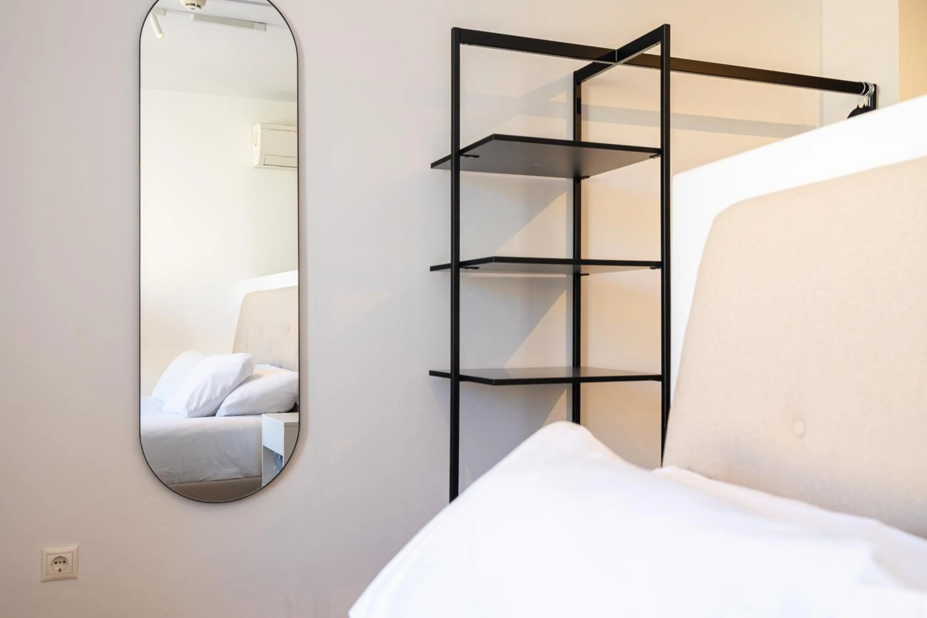 Bed in Holidays2Malaga Studios Juan de Mena