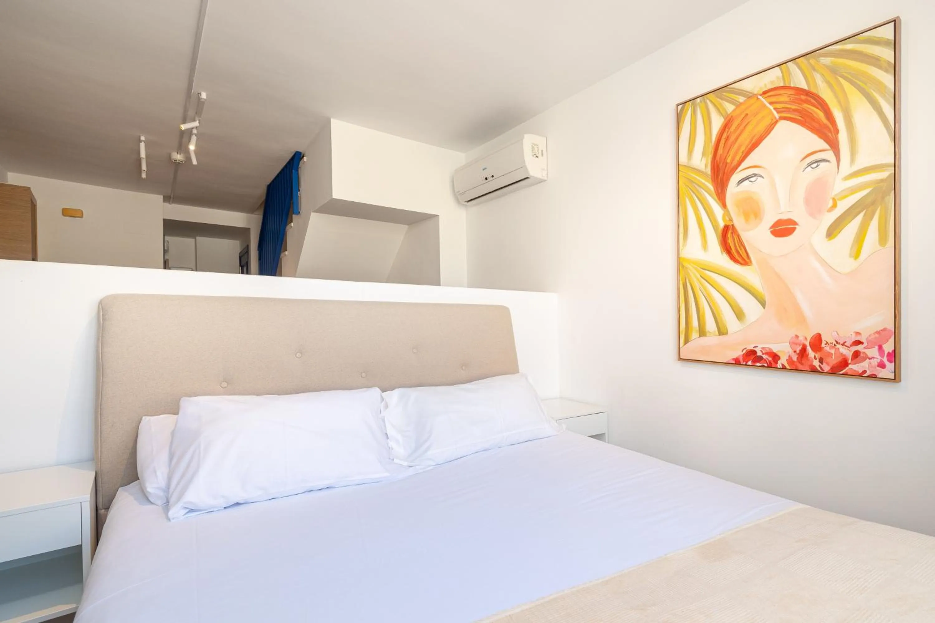 Bed in Holidays2Malaga Studios Juan de Mena