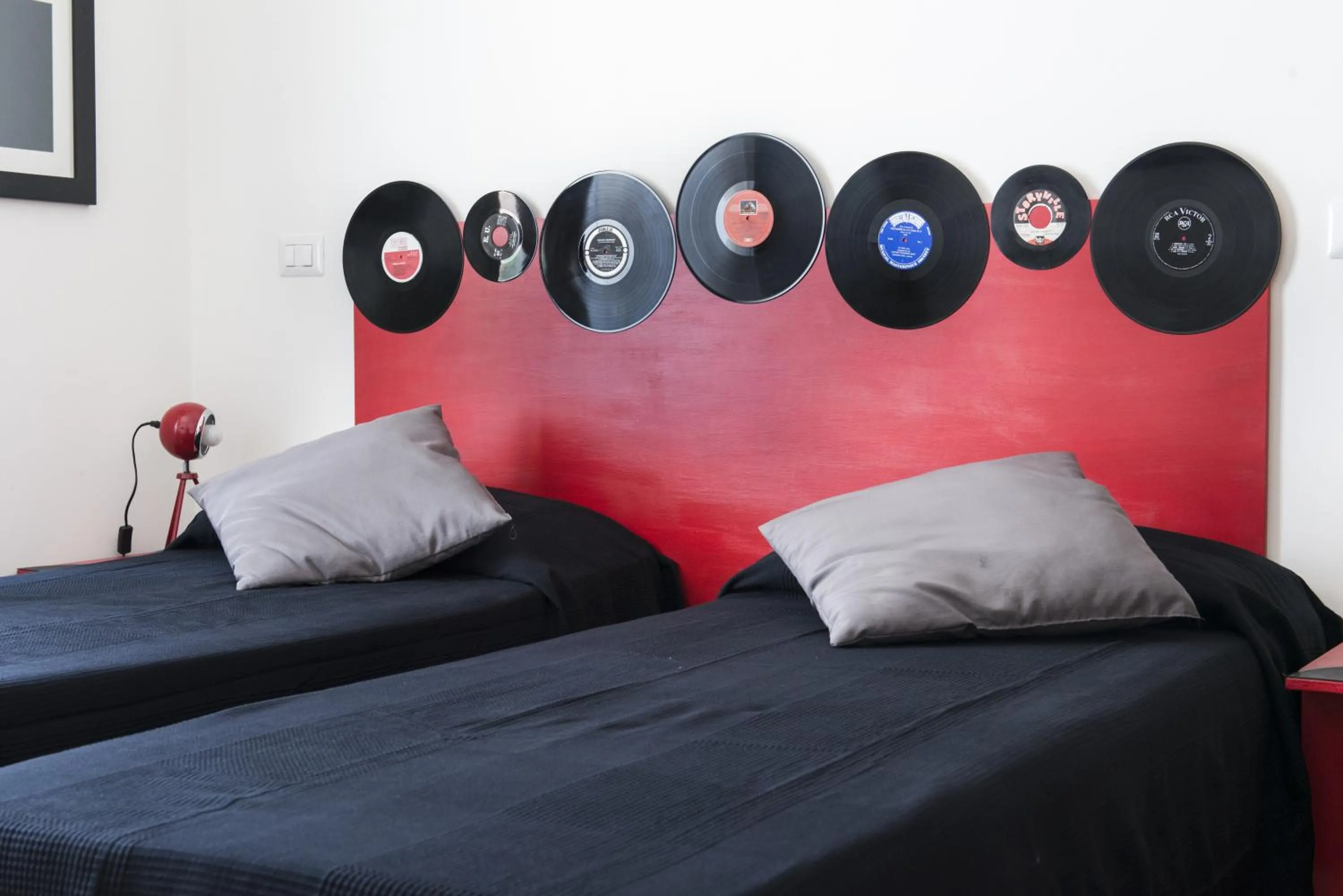 Bed in Grammy Suite