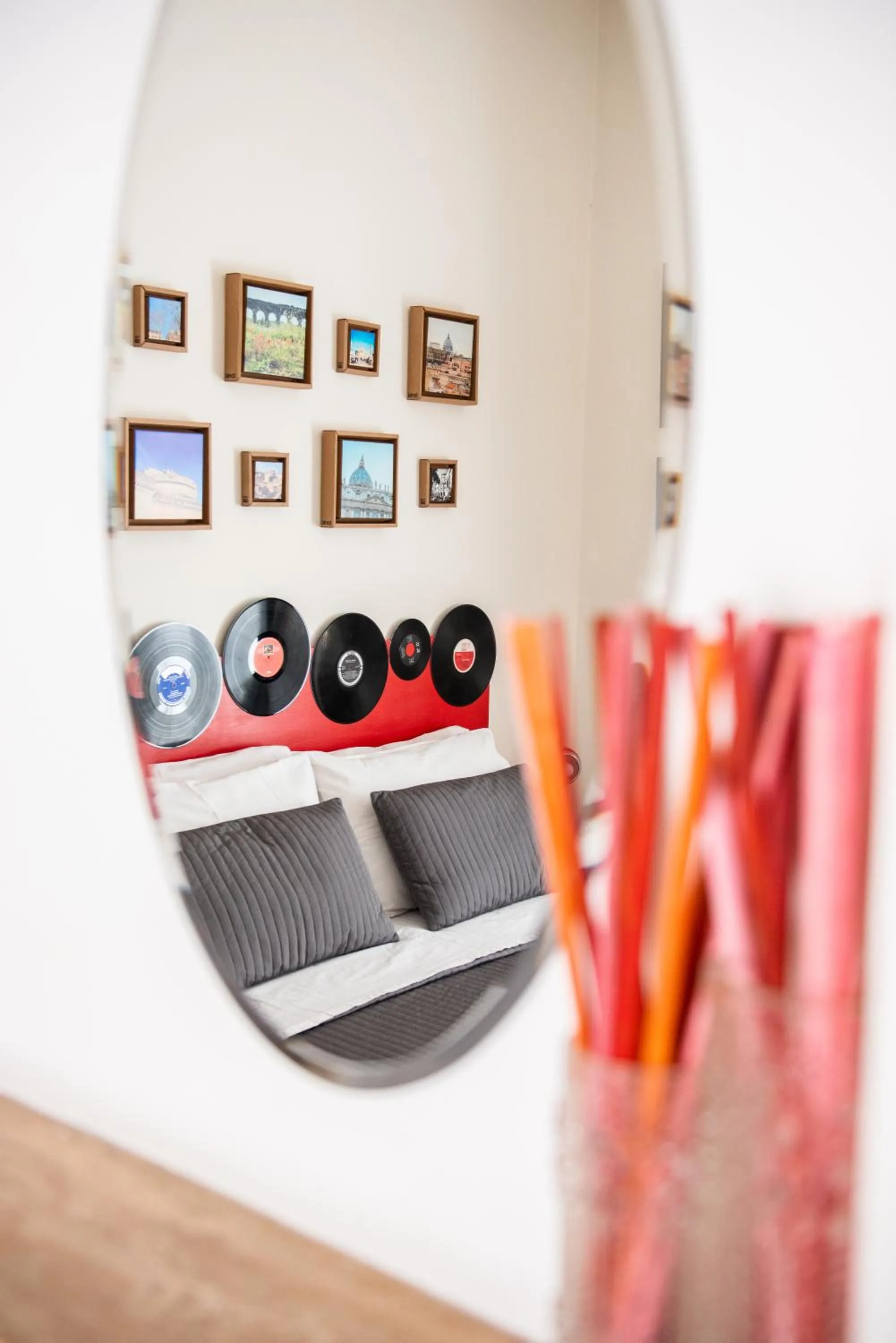 Decorative detail in Grammy Suite