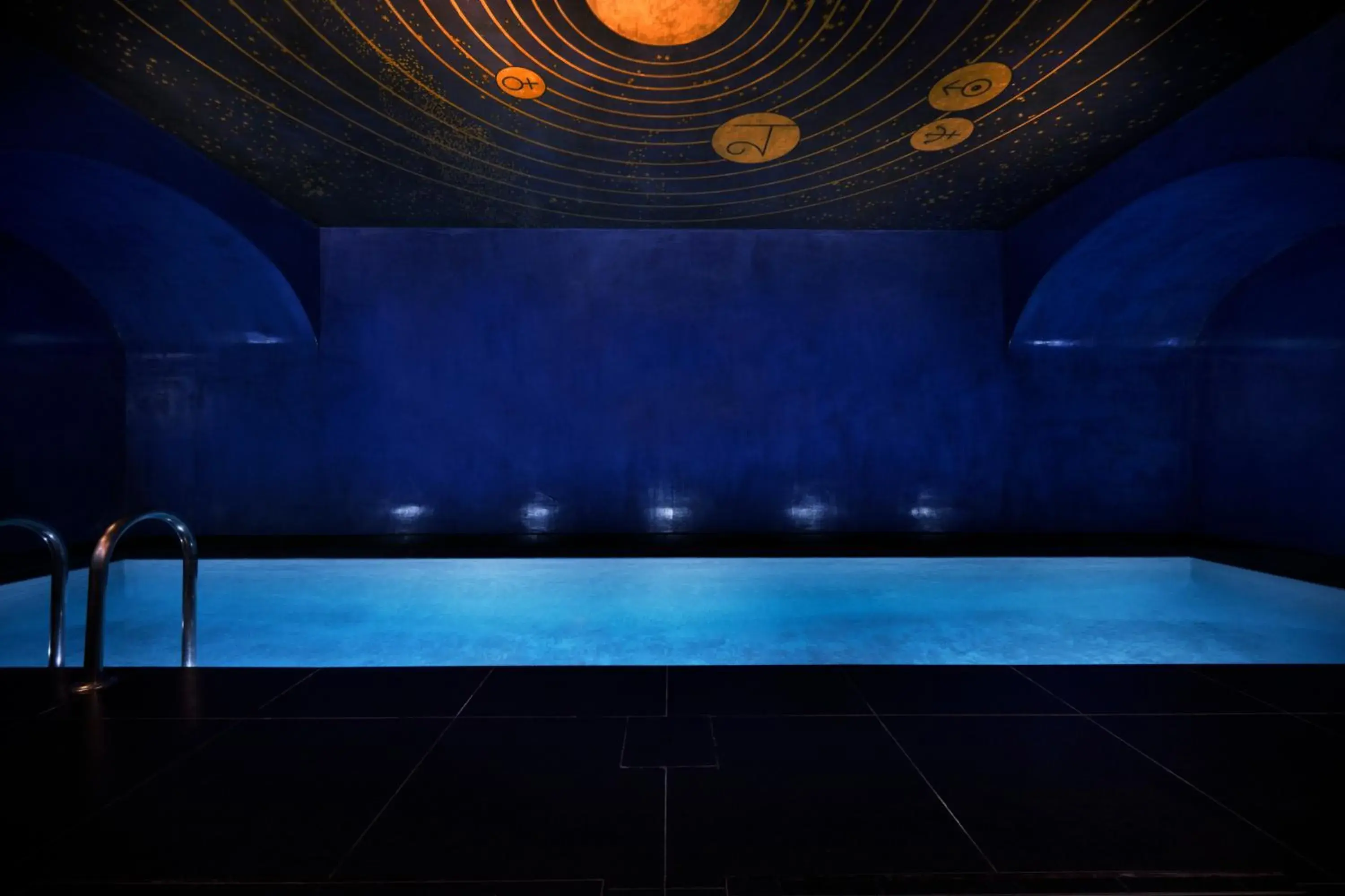 Swimming pool in Maison Souquet, Hotel & Spa Swimming pool in Maison Souquet, Hotel & Spa