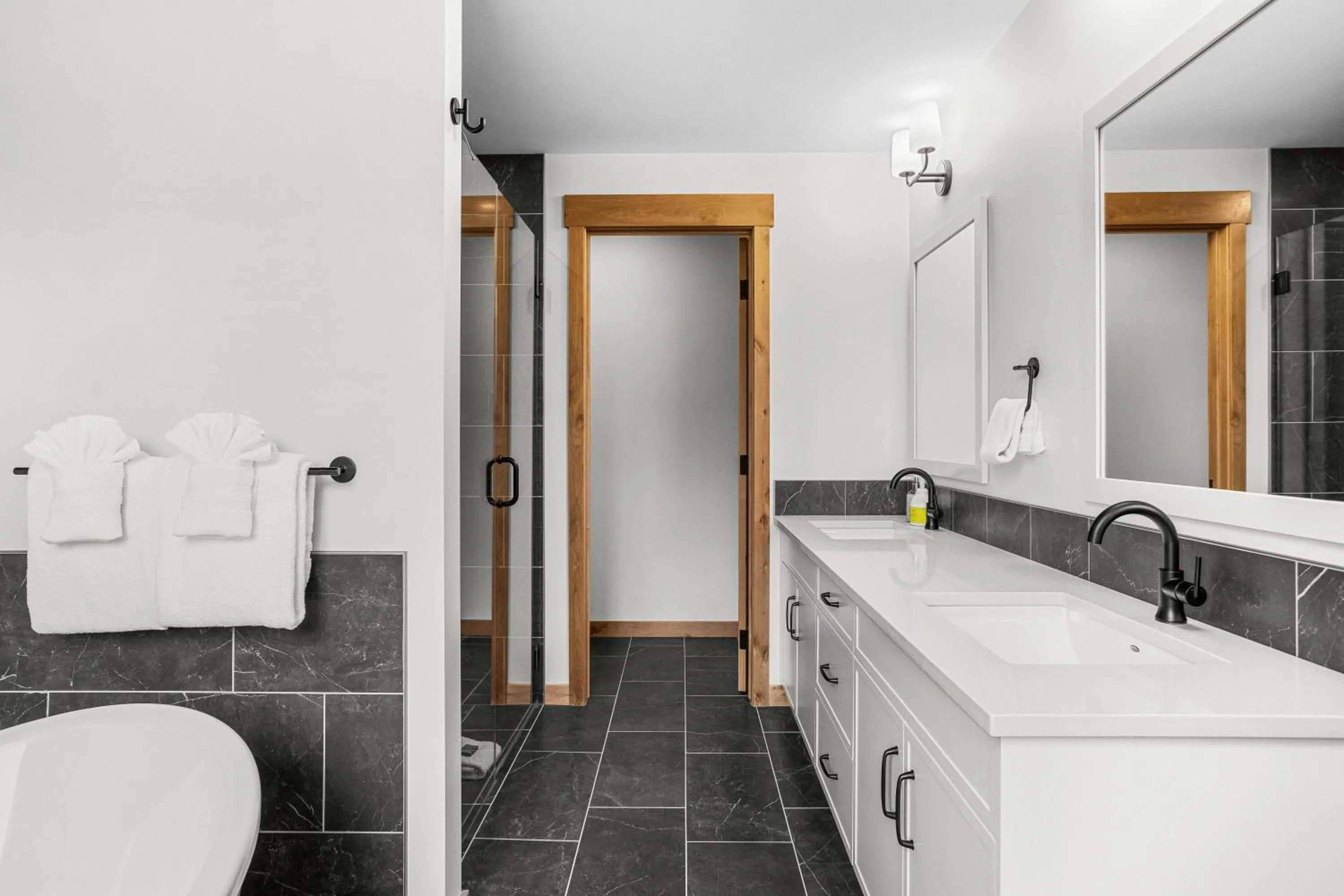 Bathroom in Mountain Dreams Penthouse Hot Tub & Panoramic Views New in Spring Creek