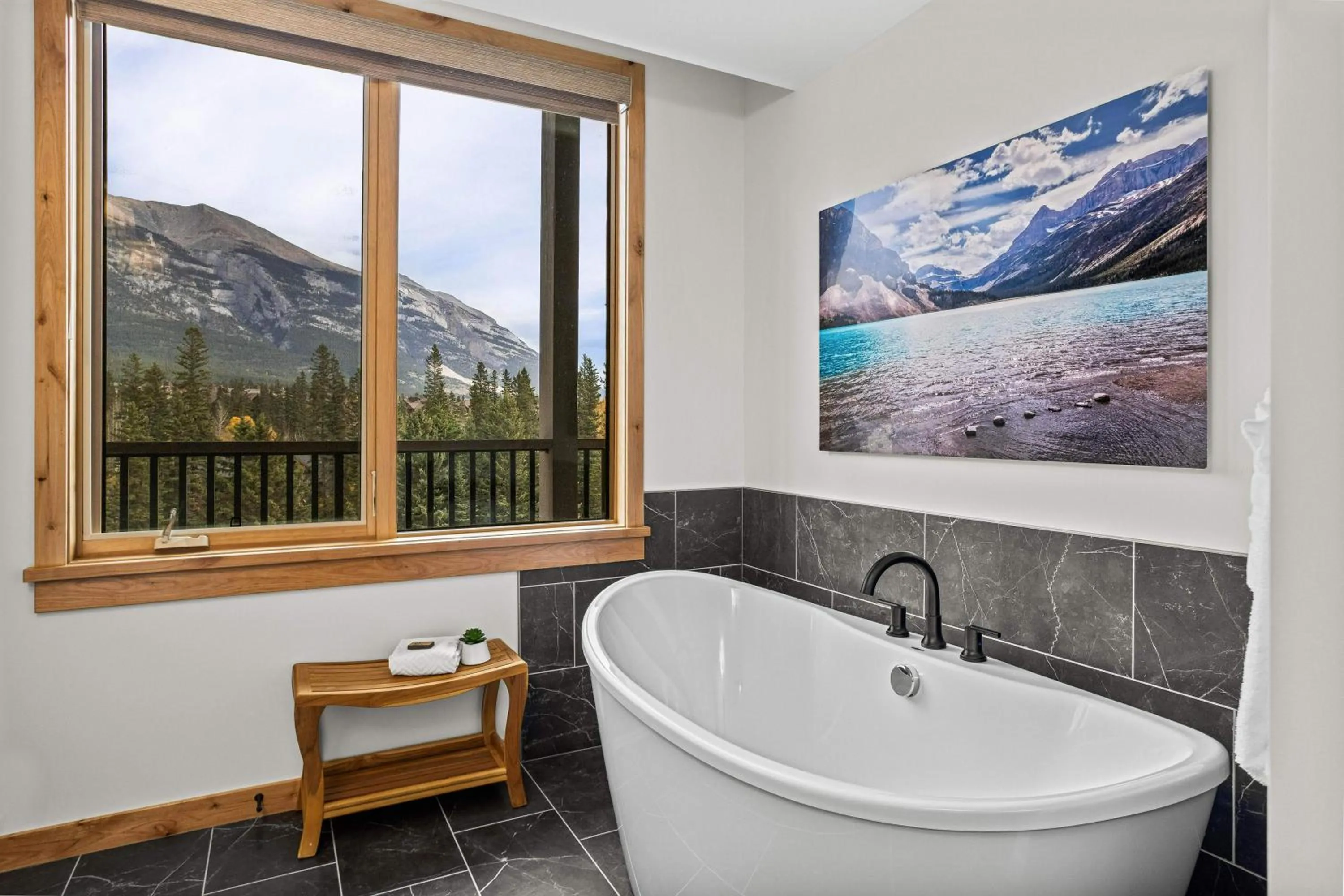 Natural landscape in Mountain Dreams Penthouse Hot Tub & Panoramic Views New in Spring Creek
