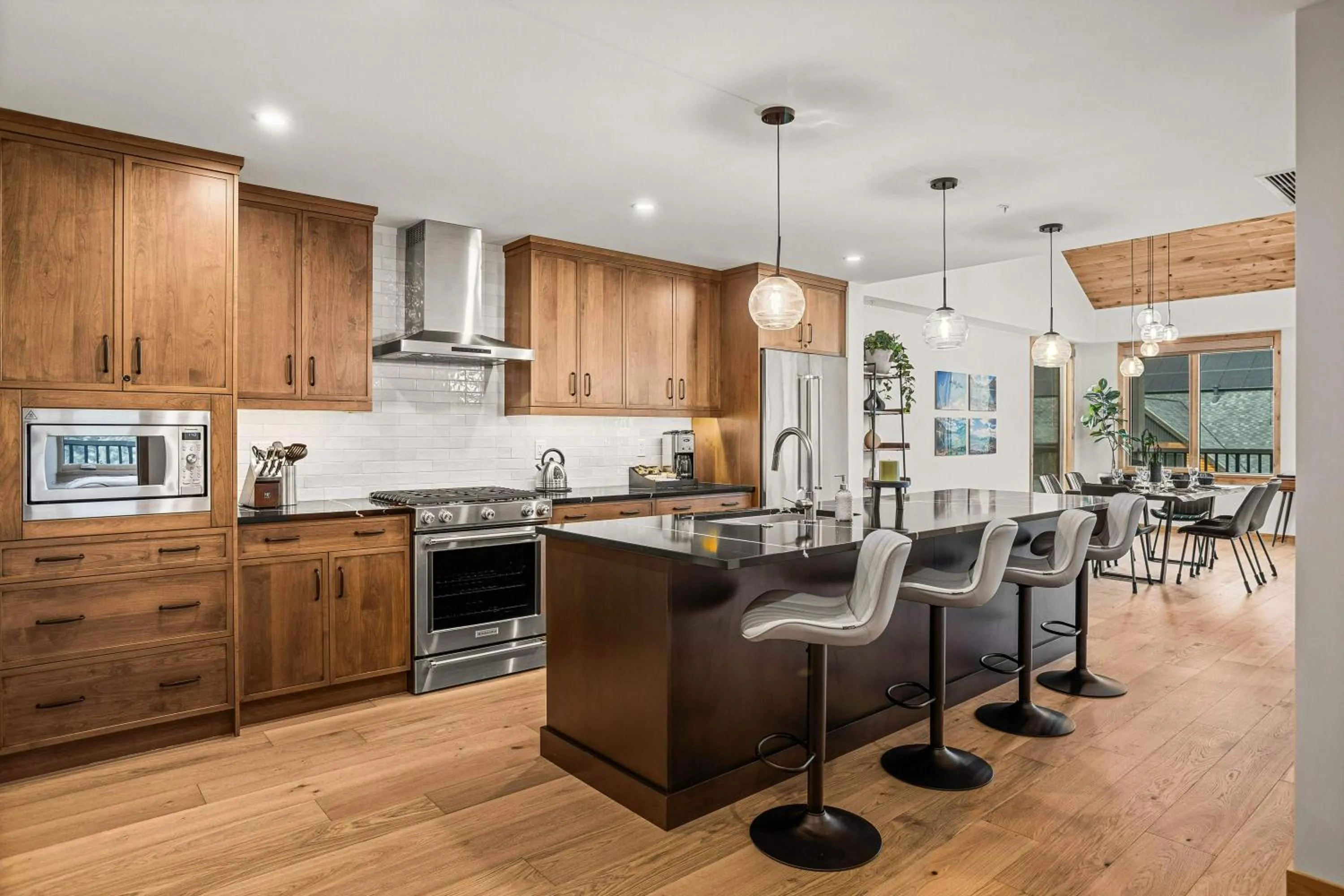 Kitchen or kitchenette in Mountain Dreams Penthouse Hot Tub & Panoramic Views New in Spring Creek