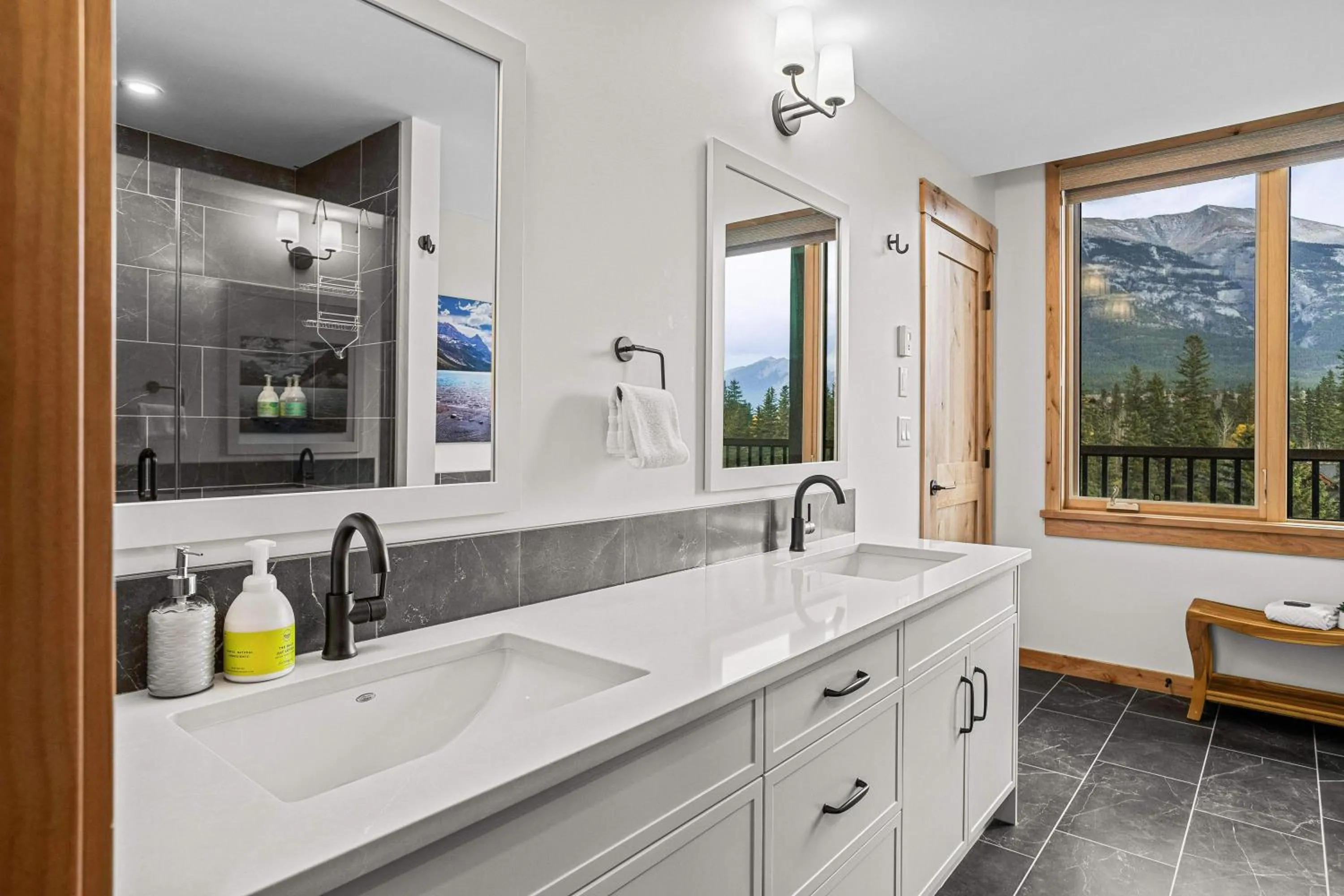 Bathroom in Mountain Dreams Penthouse Hot Tub & Panoramic Views New in Spring Creek