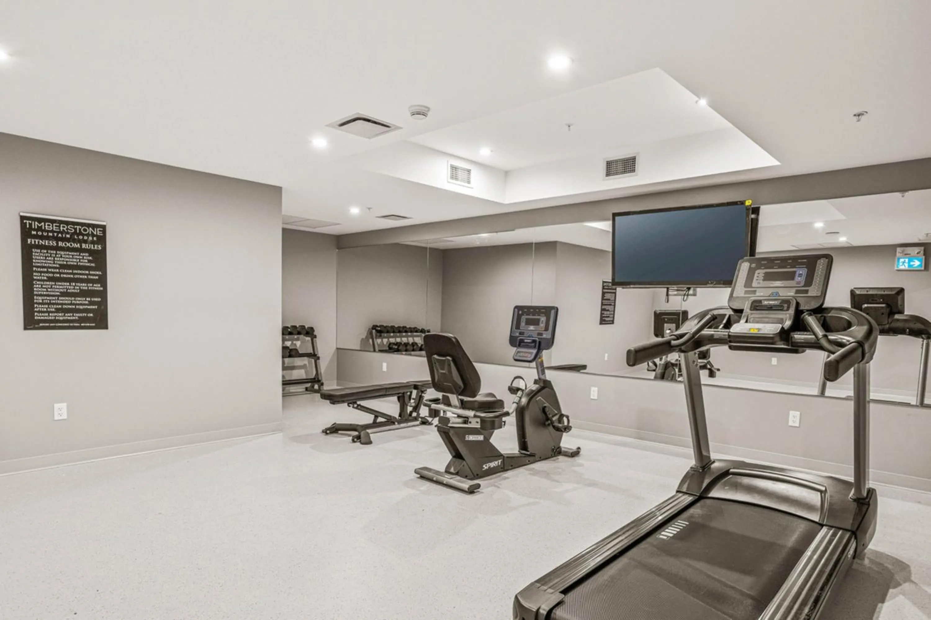 Fitness centre/facilities in Mountain Dreams Penthouse Hot Tub & Panoramic Views New in Spring Creek