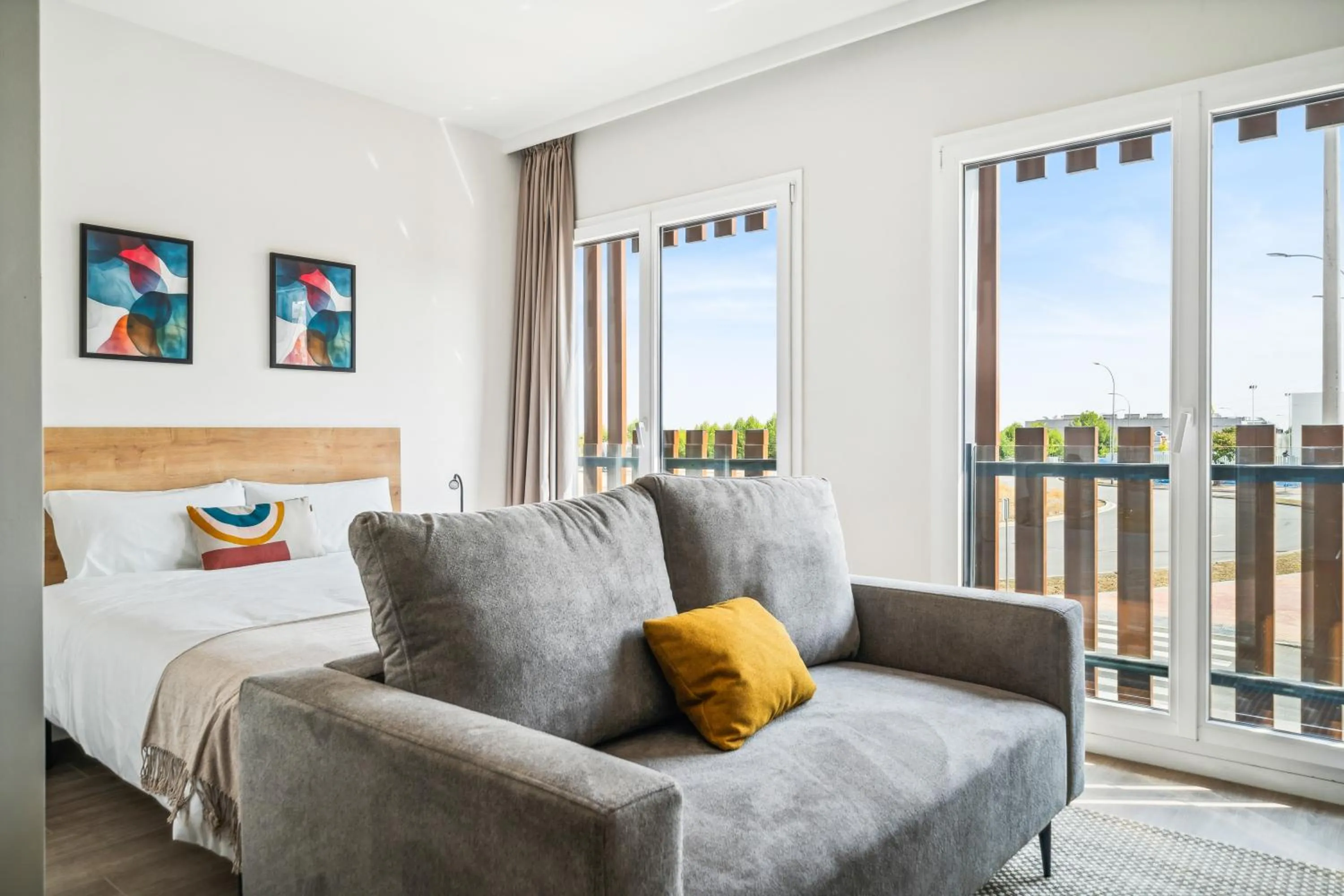 Bed in Truliving Vallecas by Habyt