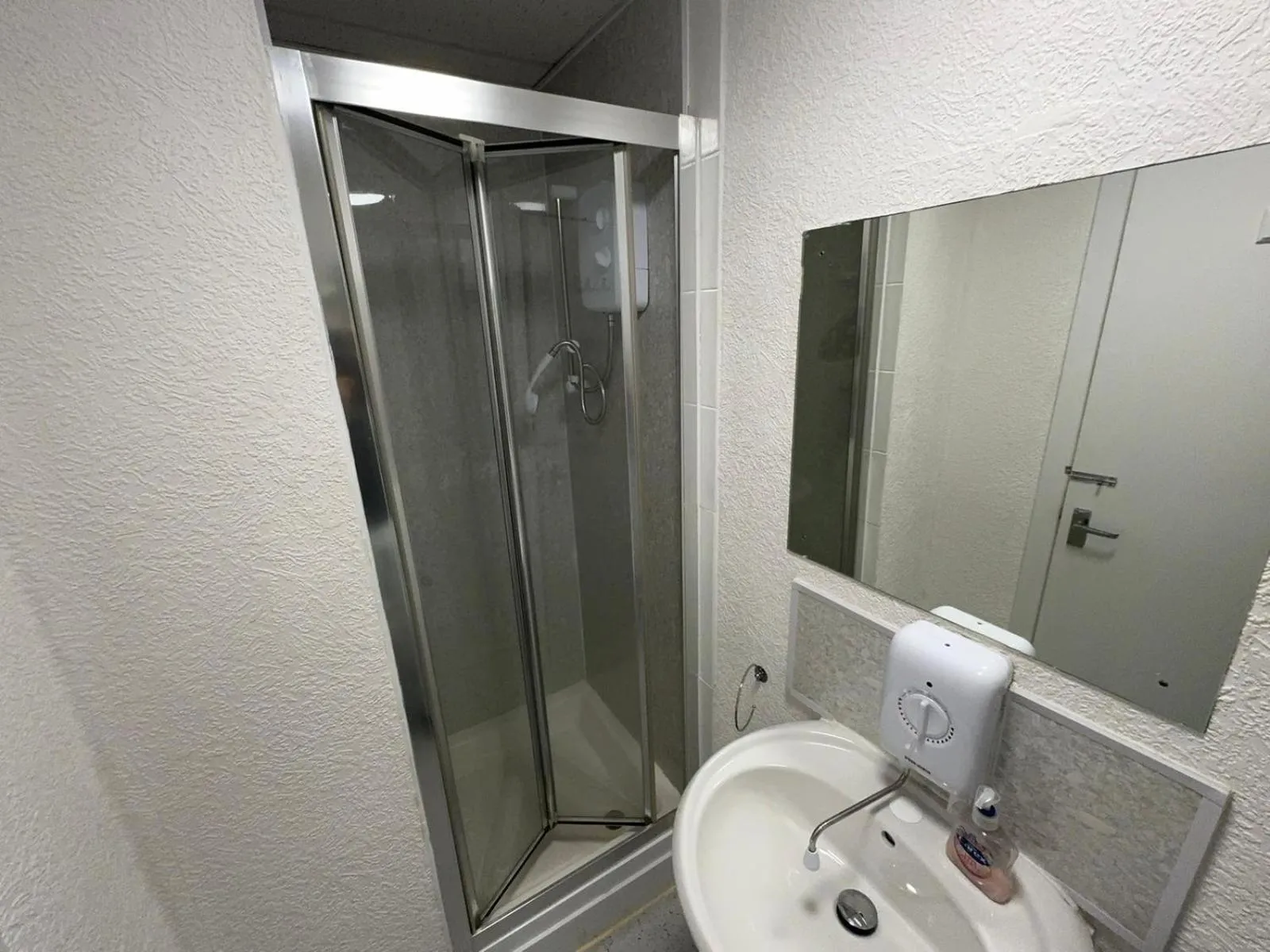 Bathroom in North Coast Hotel