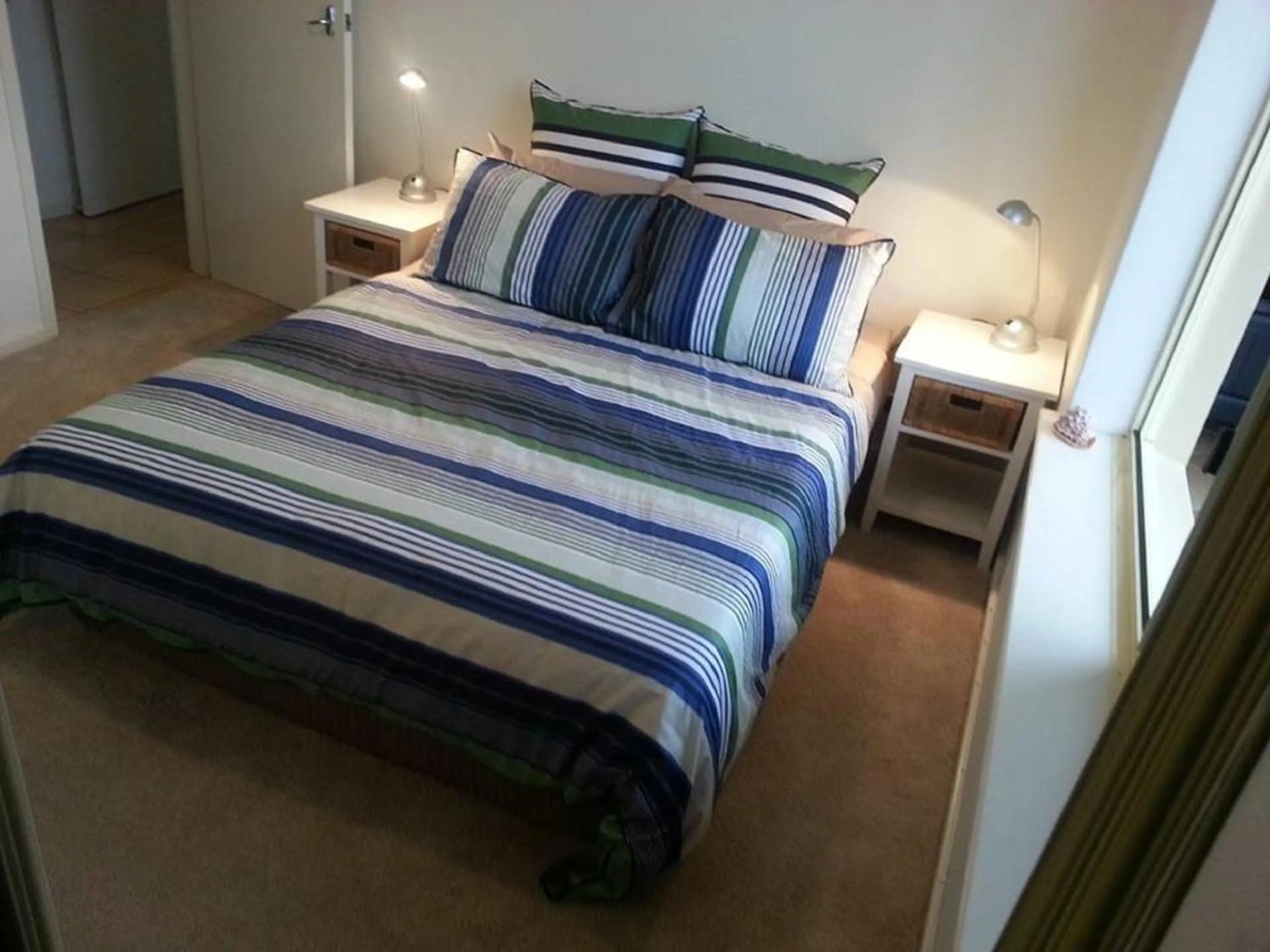 Bed in Acaill Accommodation Esplanade Living Self Check-In Self Check-Out