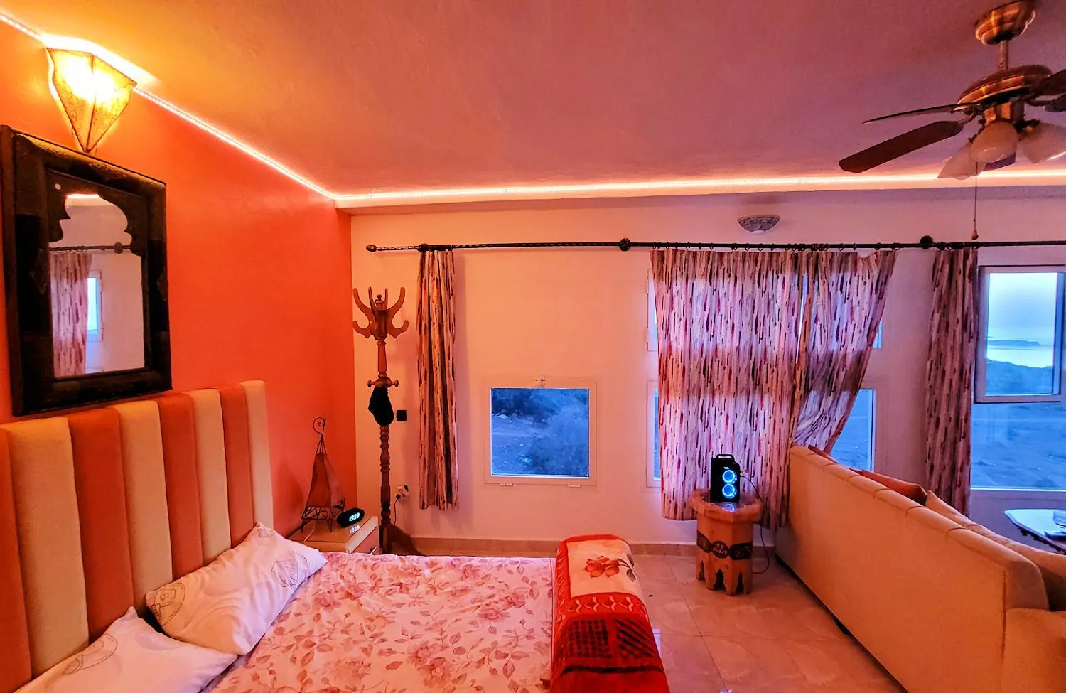 Night, Bed in Maison de la Lagune