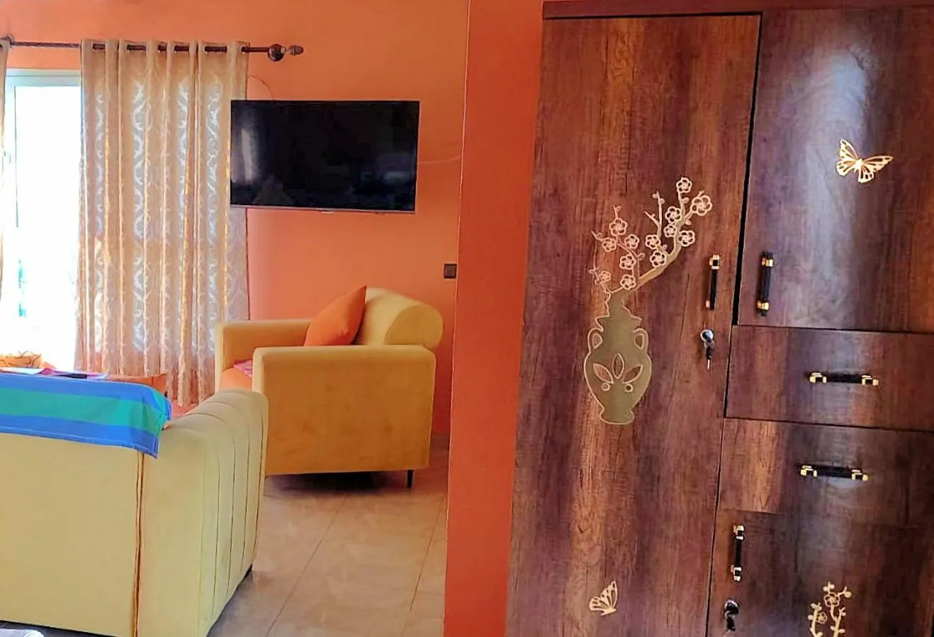 Decorative detail in Maison de la Lagune