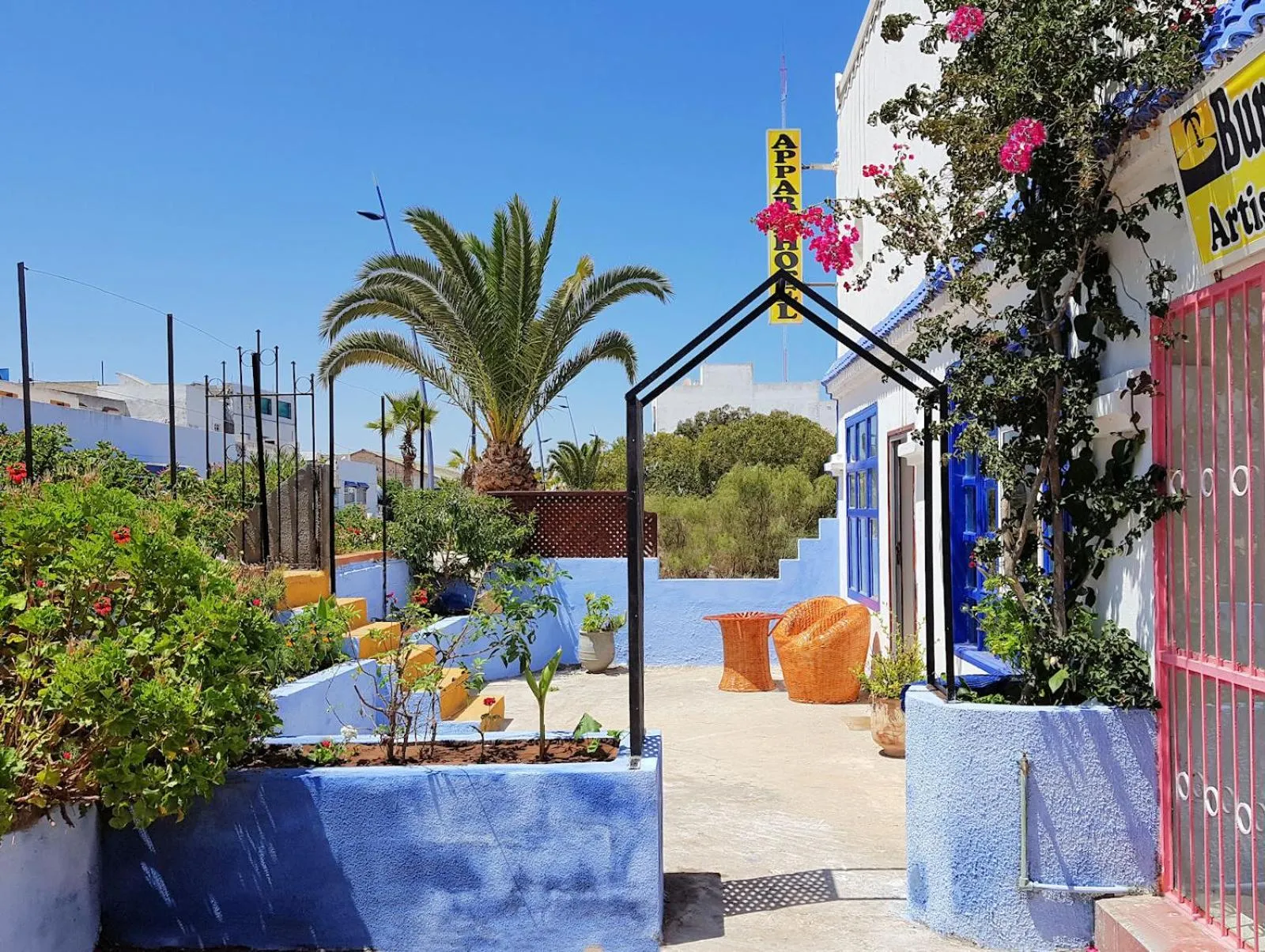 Facade/entrance in Maison de la Lagune