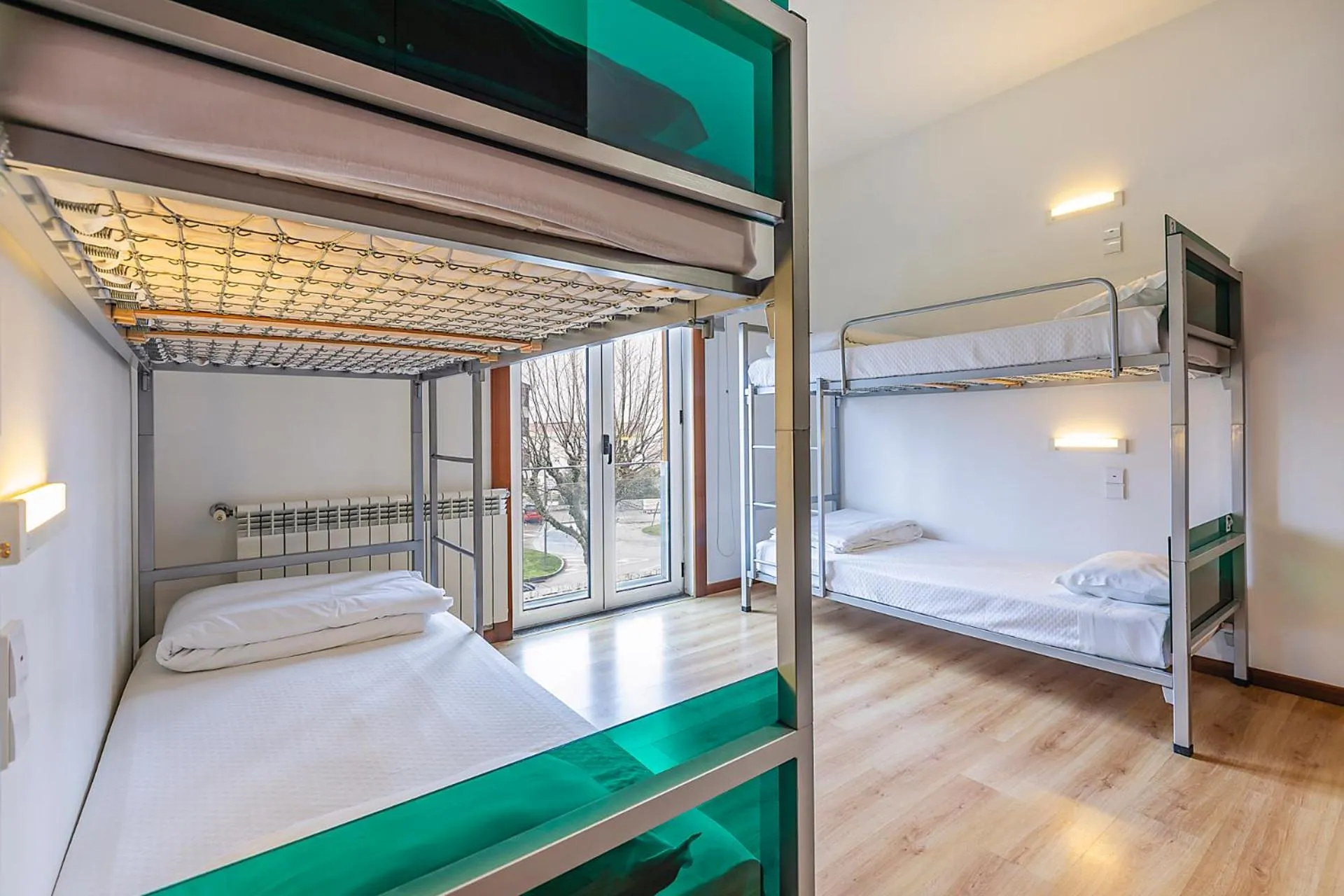 Quadruple Room in HI Lousã – Pousada de Juventude