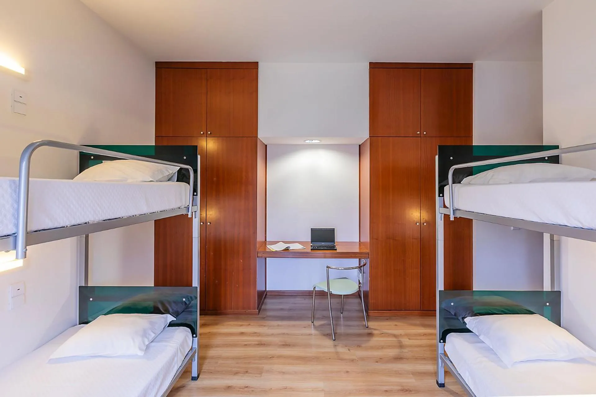 Bed in HI Lousã – Pousada de Juventude