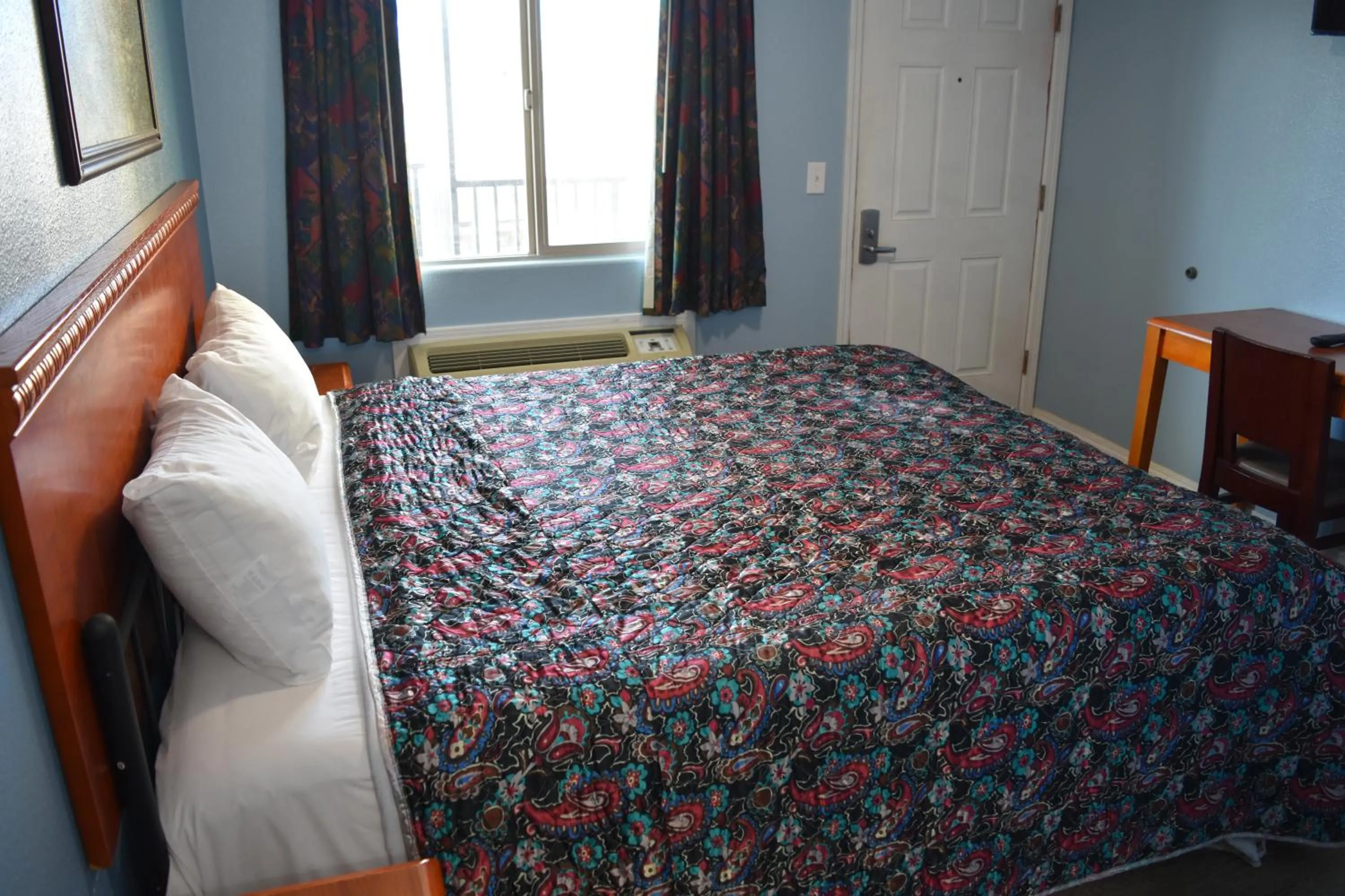Bedroom, Bed in Corcoran Inn