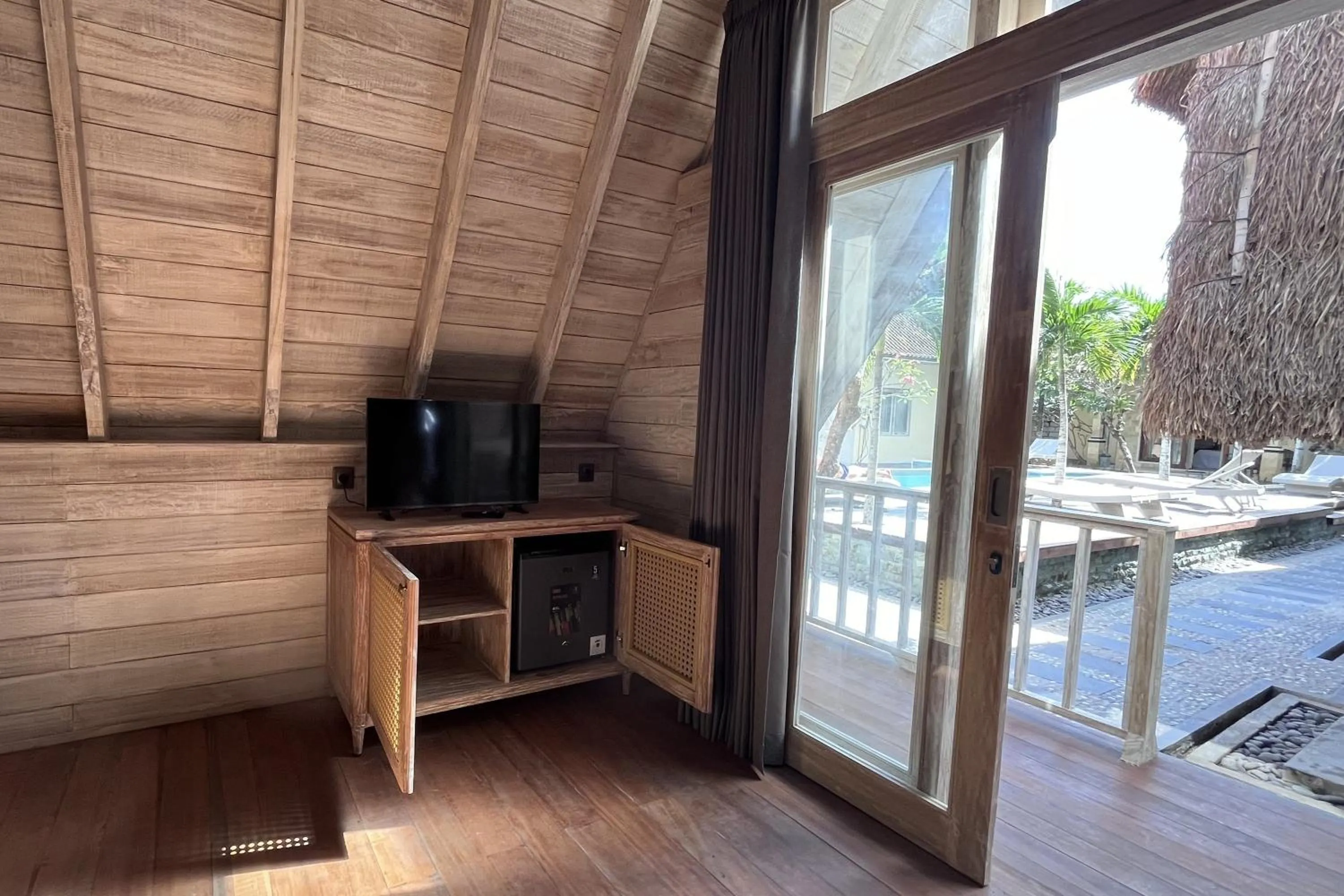 TV and multimedia in Rama Garden Lembongan